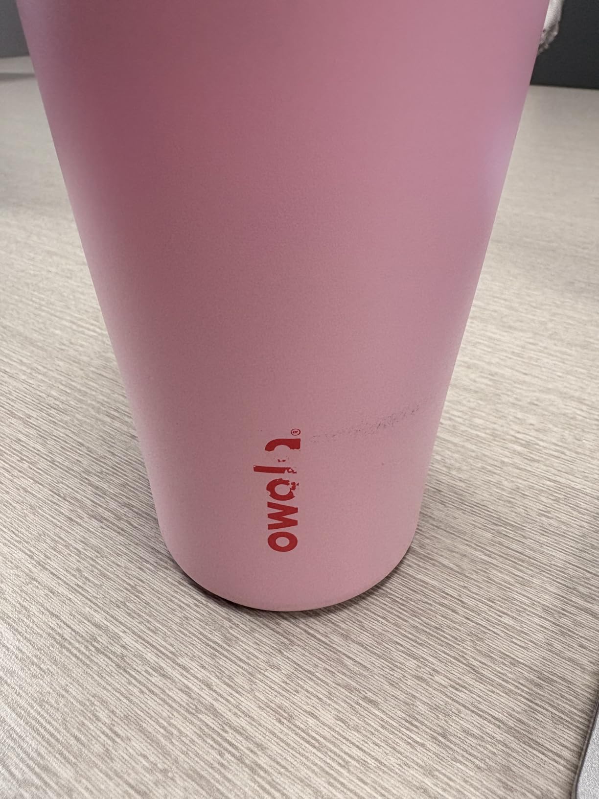 Owala FreeSip Tumbler Insulated Stainless Steel Water Bottle with Built-in Straw and Side Handle 40oz | BPA Free | Leak Proof | Angel Food Cake customer photo 2