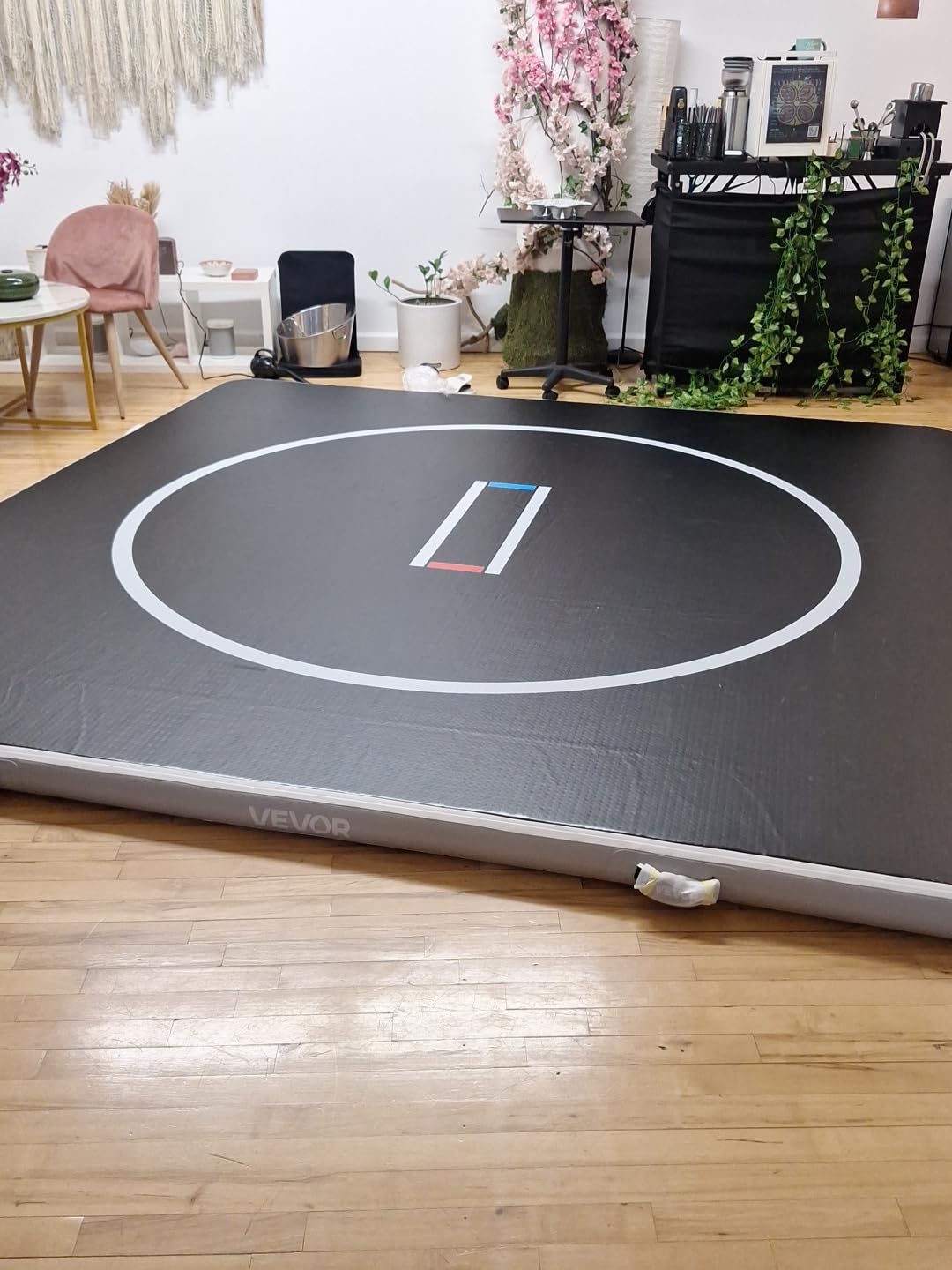 VEVOR Wrestling Mat, Martial Arts Thick Mat for Home Gym Exercise, PVC or Inflatable Training Mats with Circles,for Gymnastics, Tatami, Jiu Jitsu BJJ MMA Judo, Black customer photo 1