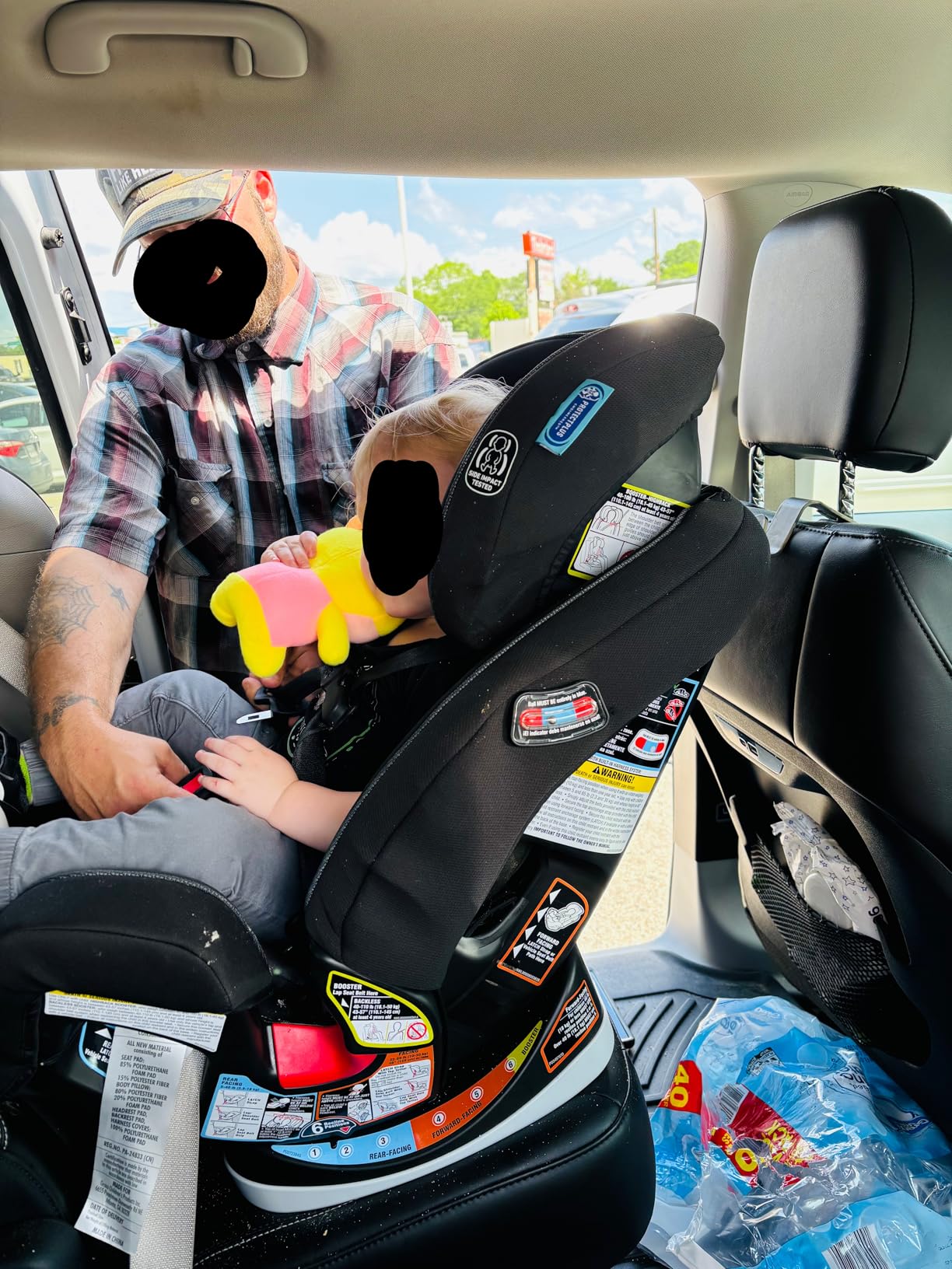 Graco Grows4Me 4-in-1 Convertible Car Seat, 10 Years of Use - Infant Car Seat to Toddler, 4 Stages of Use - Rear Facing, Forward Facing, High Back Booster, Backless Booster Seat, West Point Design customer photo 1