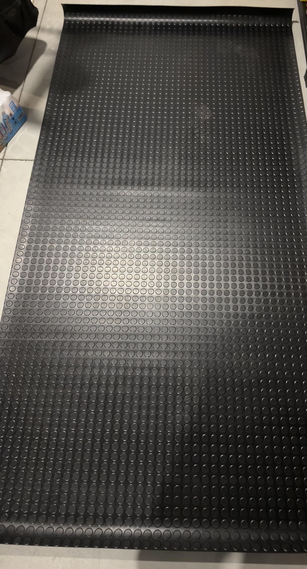 Heavy Duty Diamond-Plate Rubber Flooring Roll 4x6 FT, Multi-Purpose Waterproof Anti-Slip Floor Mat, Easy to Clean Under Equipment, Mats for Garage, Gym, Stable, Basement, Kennel customer photo 2