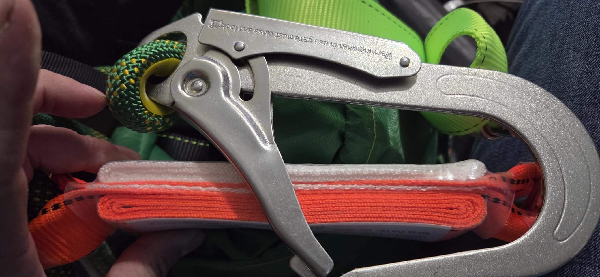 Safety harness fall protection kit, equipped with shock-absorbing ropes, full-body safety harness for roof work customer photo 1