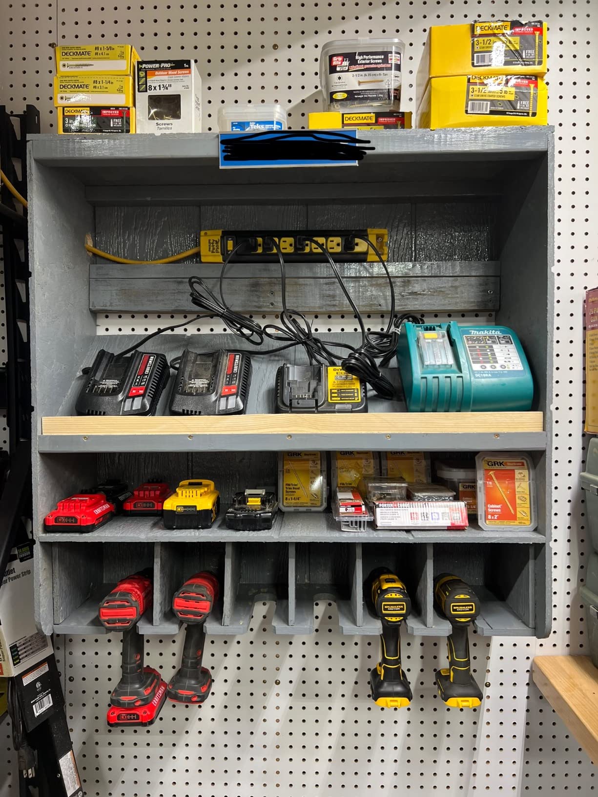 Jgstkcity Rack Mount PDU Power Strips, 8 Outlet Surge Protector, Individual Switches, 1.5U Rackmount Server Racks, 14AWG Heavy Duty Extension Cord, 2700J, 15A 125V 1875W (Standard Power Cord, 6 FT Cable) customer photo 1