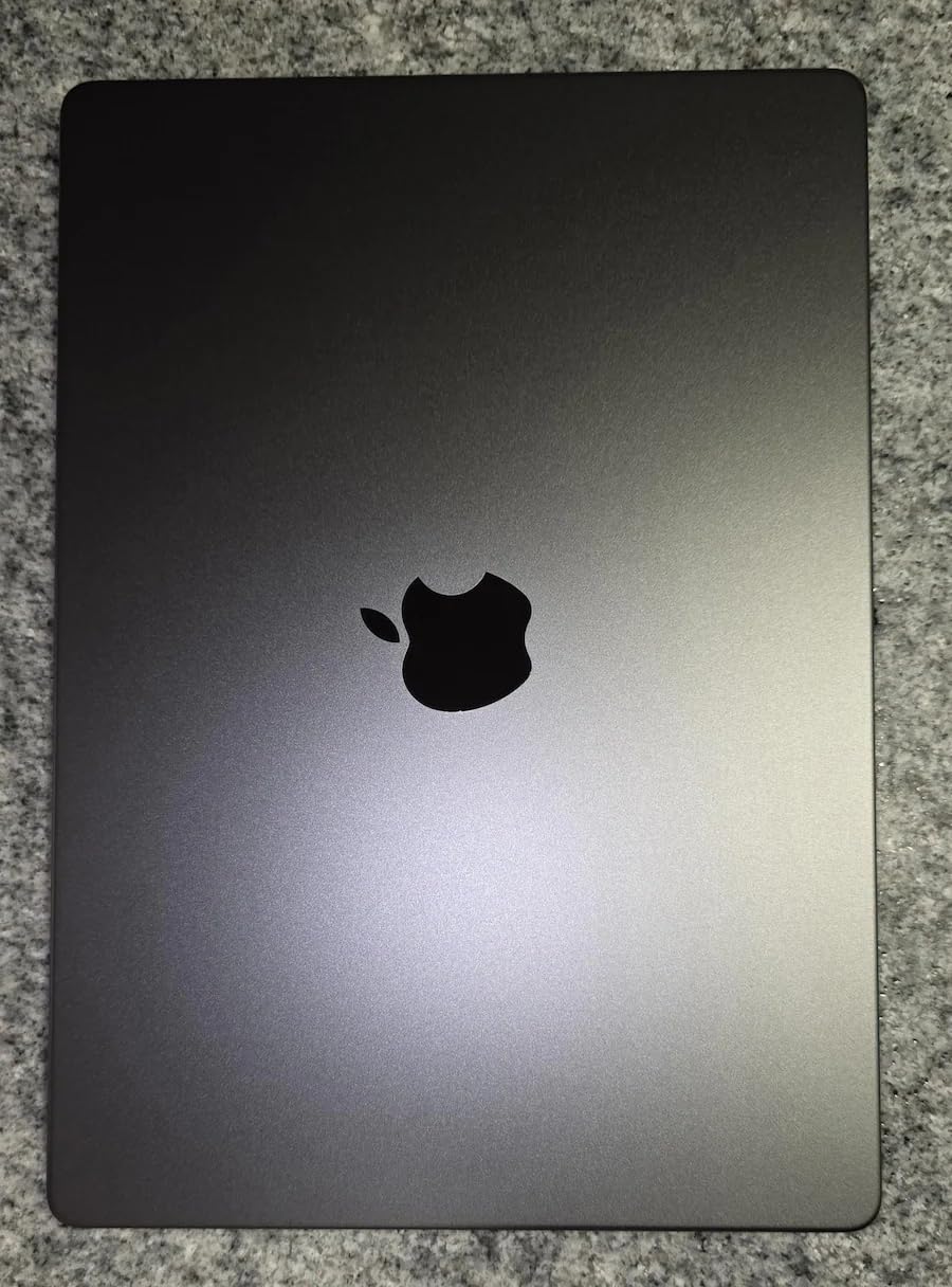 2025 MacBook Pro Laptop with Apple M5 chip with 10-core CPU and 10-core GPU: Built for AI, 14.2-inch Liquid Retina XDR Display, 24GB Unified Memory, 1TB SSD Storage; Space Black customer photo 2