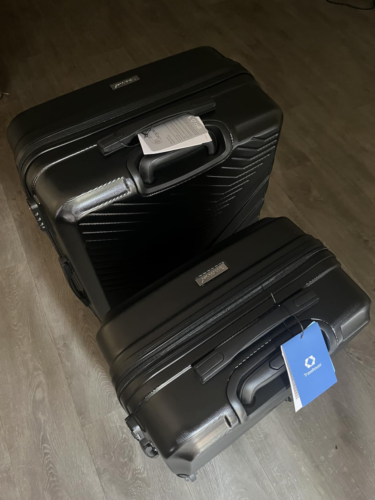 4 Piece Luggage Set, Lightweight Hardside Suitcase Set with Spinner Wheels and TSA Lock, Hardshell Carry On and Checked Travel Luggage Sets (16/20/24/28) customer photo 2