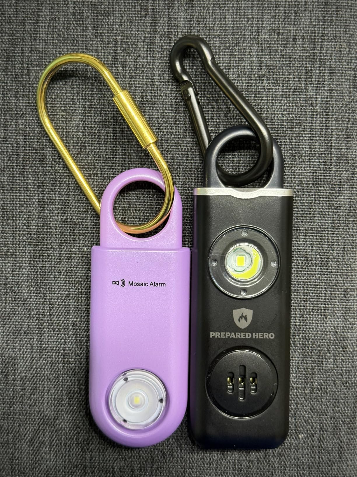 130dB Personal Safety Alarm Strobe Light. Loud Sound Keychain Siren with Carabiner for Women, School Children, Night Runners, Hiking. Bear Alarm Deterrent. SOS Emergency Self Defense Alerts. Rose Gold customer photo 2