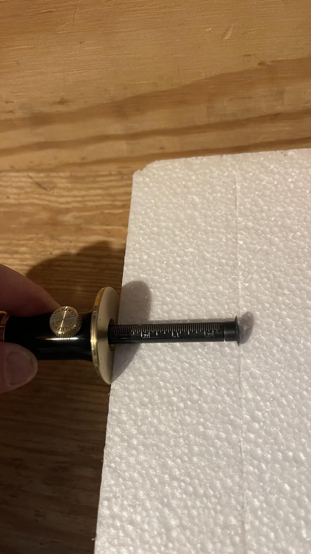 O'SKOOL Wheel Marking Gauge for Woodworking, Precision Scribing Tool with Dual Metric/Imperial Scale, Solid Metal Body, Bearing-Mounted Rolling Cutter, Extra Blade Included, MAM018 customer photo 2