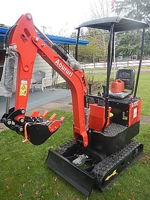Aoururl 1.4 Ton Mini Excavator, EPA Certified Compact Excavator, 13.5HP Gasoline Engine with Hydraulic Control & Mini Backhoe for Garden, Farm, Trenching, Landscaping customer photo 1