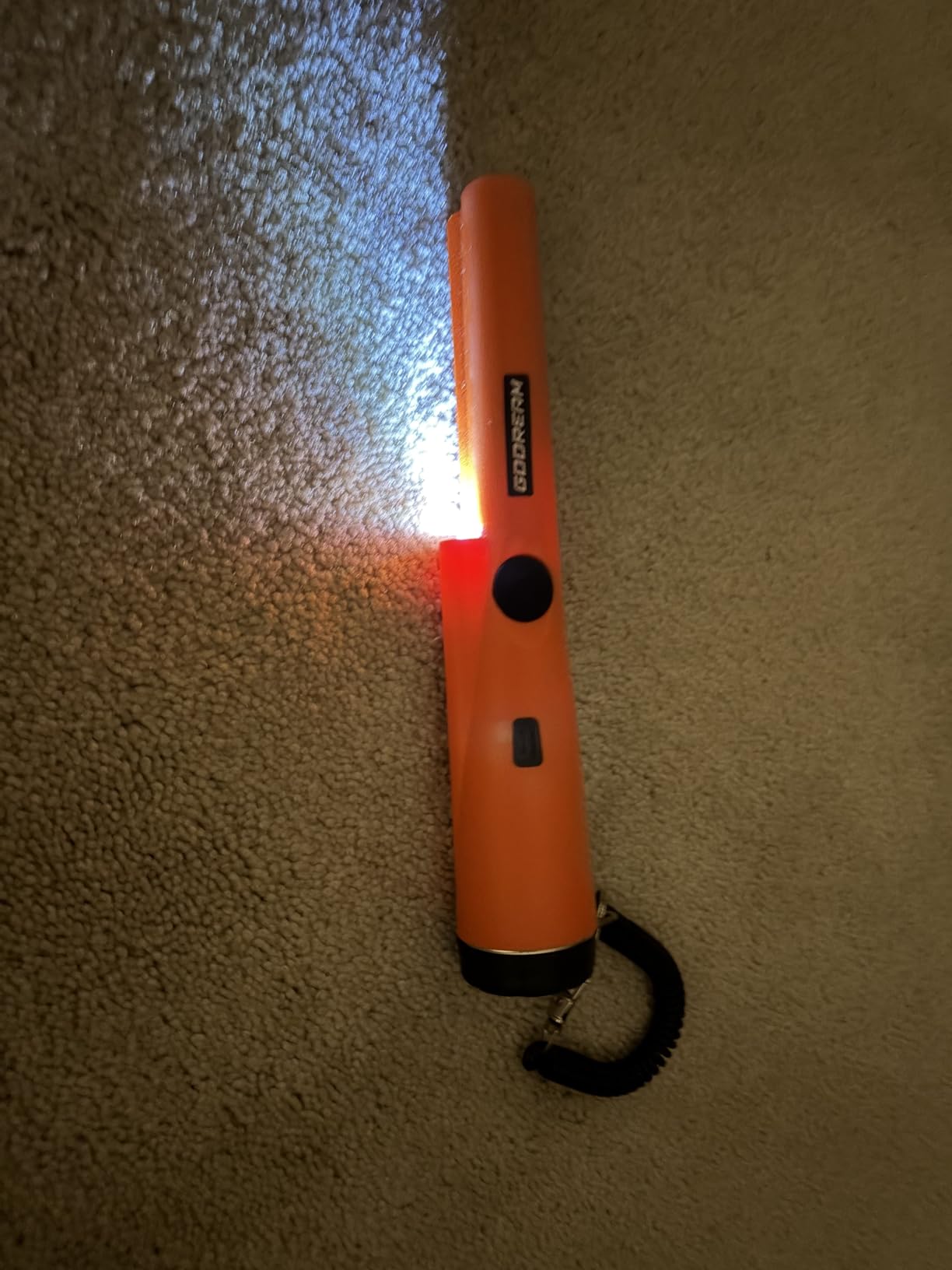 GDDREAM Metal Detector Pinpointer for Adults & Kids - Waterproof Handheld Pin Pointer Wand with LED Light, High Sensitivity 360° Detection, 2 Alert Modes, Treasure Finder Probe, Orange customer photo 2
