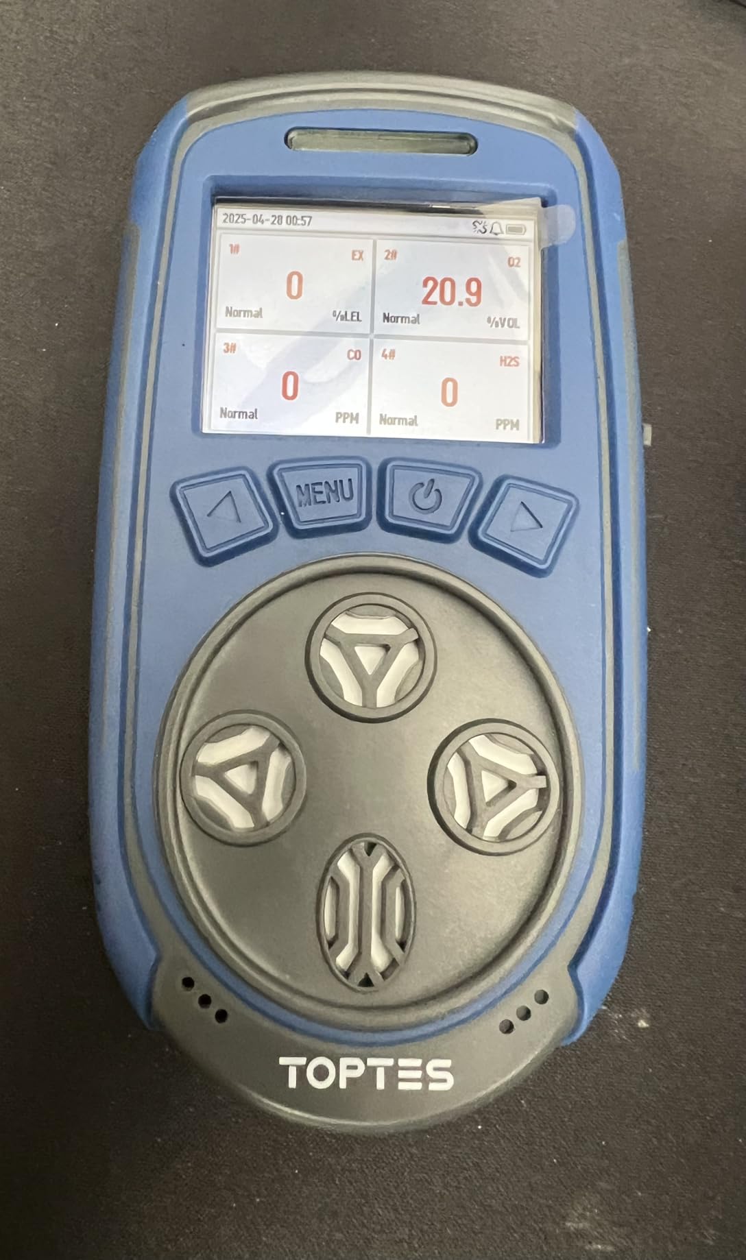 TopTes Guard-863Pro 4 Gas Monitor Multi Gas Detector for H2S, CO, LEL, and O2, with TFT Color Screen, Upgraded O2 Sensor (5-Year Lifespan), USB Data Export, 18h Battery Life customer photo 2
