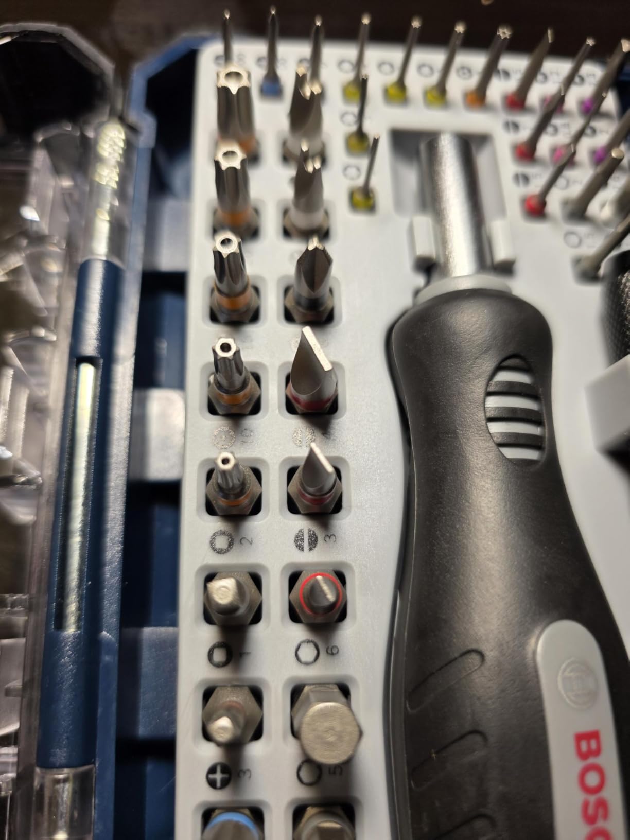 BOSCH PB4042 42-Piece Extra Hard Precision Screwdriver Bit Set for Standard & Electronics Repair | Includes Phillips, Torx, Hex, and Specialty Bits with Two Magnetic Handles & Pick-and-Click Case customer photo 1
