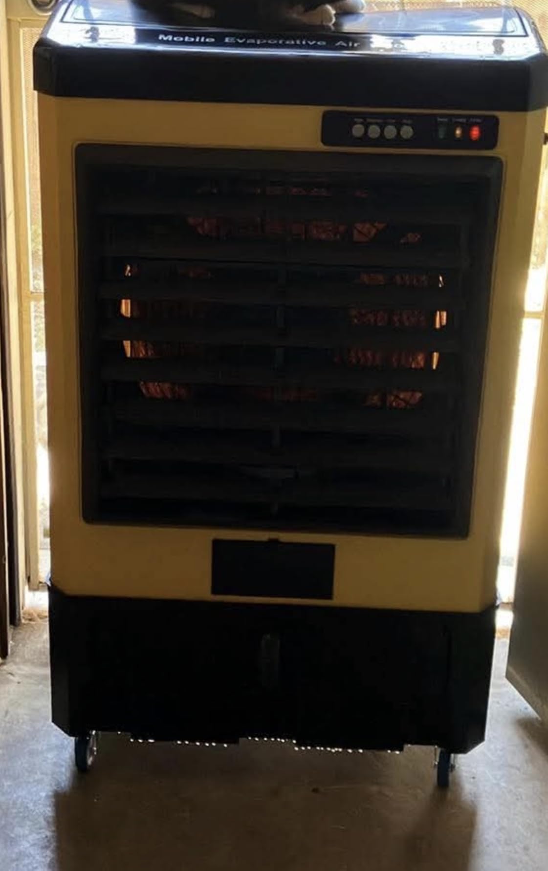 Uthfy 6500 CFM Swamp Cooler, 48IN Evaporative Air Cooler with 19 Gal Water Tank, 3 Speeds, 120°Oscillation, 5 Ice Packs, Outdoor Air Conditioner for Garage,Patio, Yard, Factory customer photo 1
