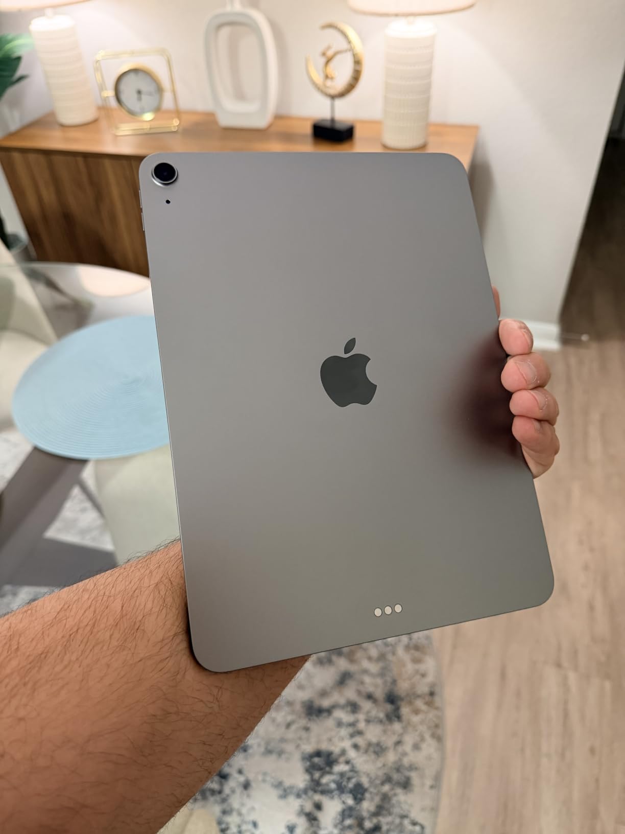 iPad Air 11-inch (M4): Liquid Retina Display, 256GB, 12MP Front/Back Camera, Wi-Fi 7 with Apple N1, Touch ID, All-Day Battery Life - Blue customer photo 1