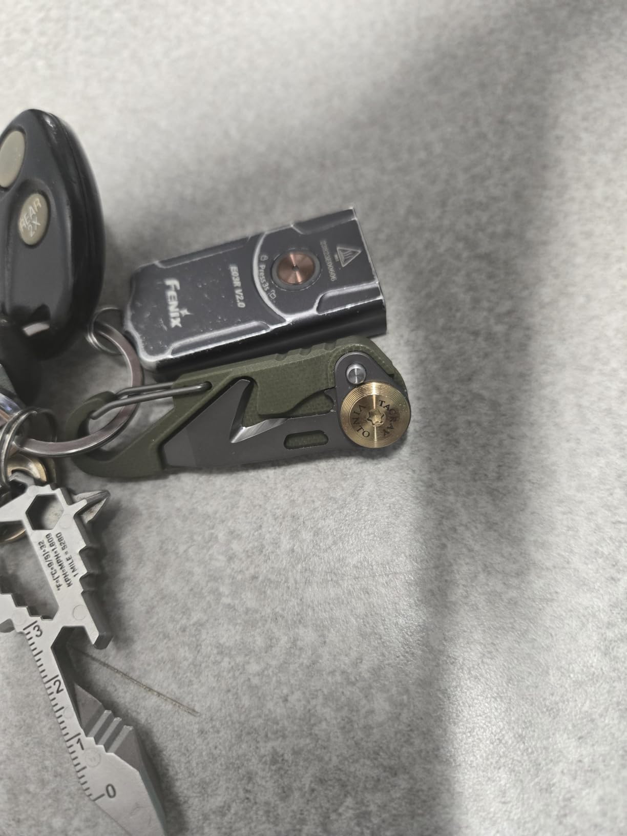 TACRAY Vinto 5-in-1 Titanium Small Pocket Knife - Ultra-Light Mini EDC Multitool Utility Knife with Folding Blade, Seatbelt Cutter, Bottle Opener & Screwdriver, Compact Everyday Carry customer photo 2
