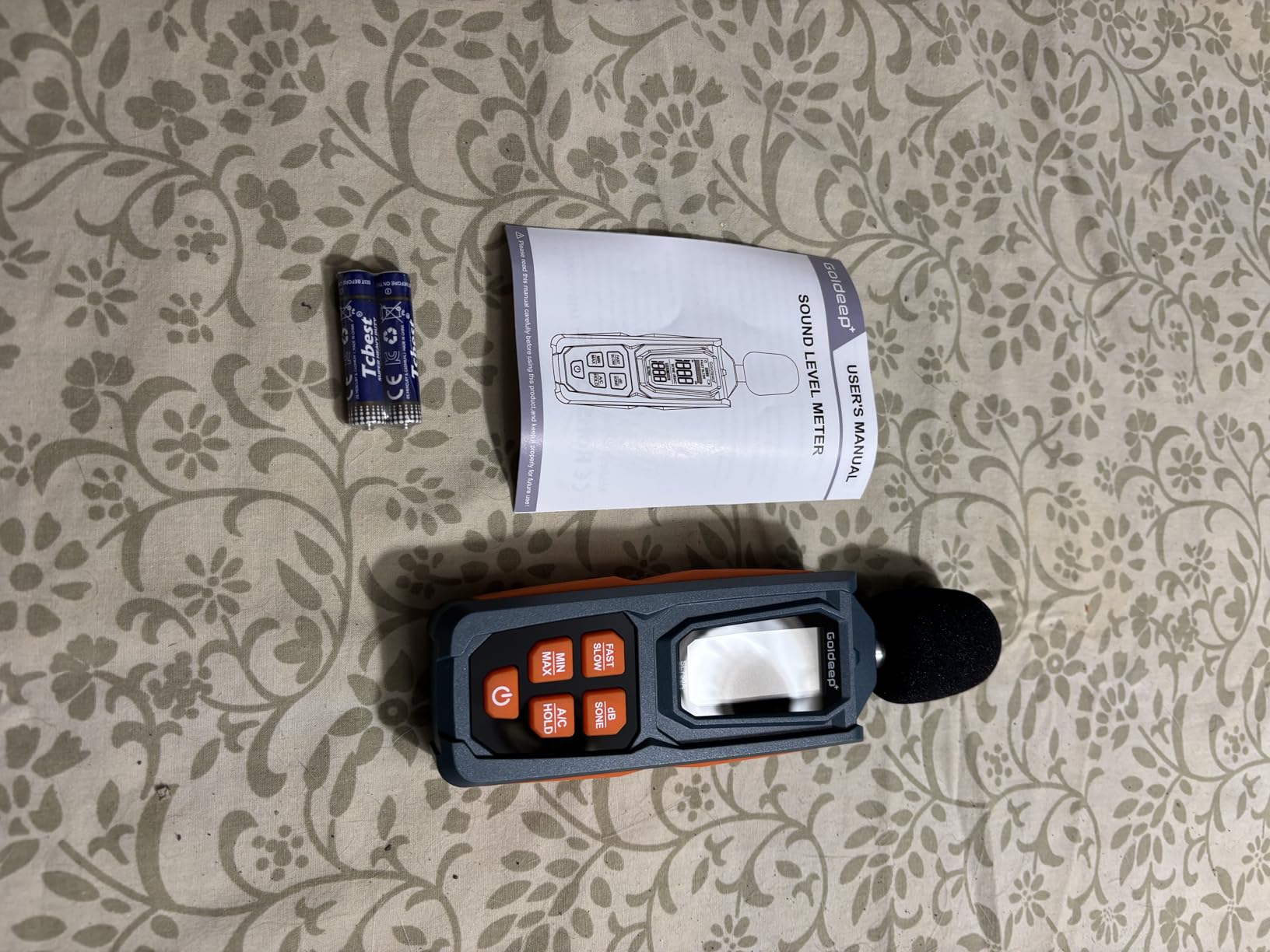Decibel Meter, Goldeep SL750A Digital Sound Level Meter 30-130dB, A/C Weighted DB Meter with dB/SONE, Fast/Slow, MAX/MIN, LCD Sound Meter customer photo 1