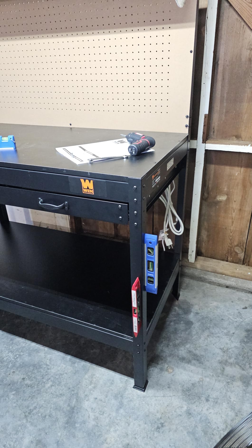 WEN 60-Inch Hardwood Workbench with Four Drawers and Onboard Vise (WB6020) customer photo 2