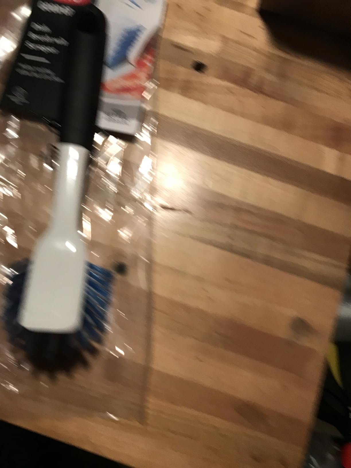 OXO Good Grips Dish Scrub Brush with Non-Slip Handle, Nylon Bristles customer photo 2