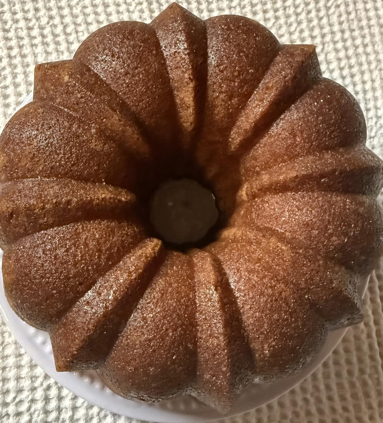 Nordic Ware Anniversary Bundt, 15 Cup, Silver customer photo 1