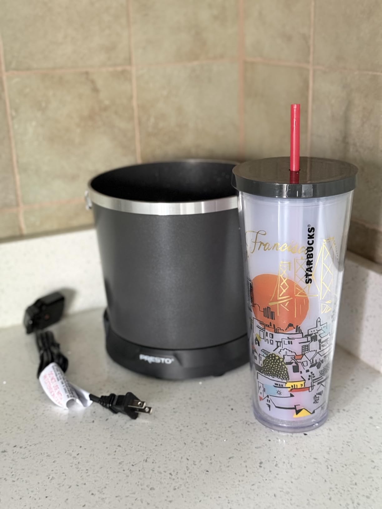 Presto 05420 FryDaddy Electric Deep Fryer customer photo 1
