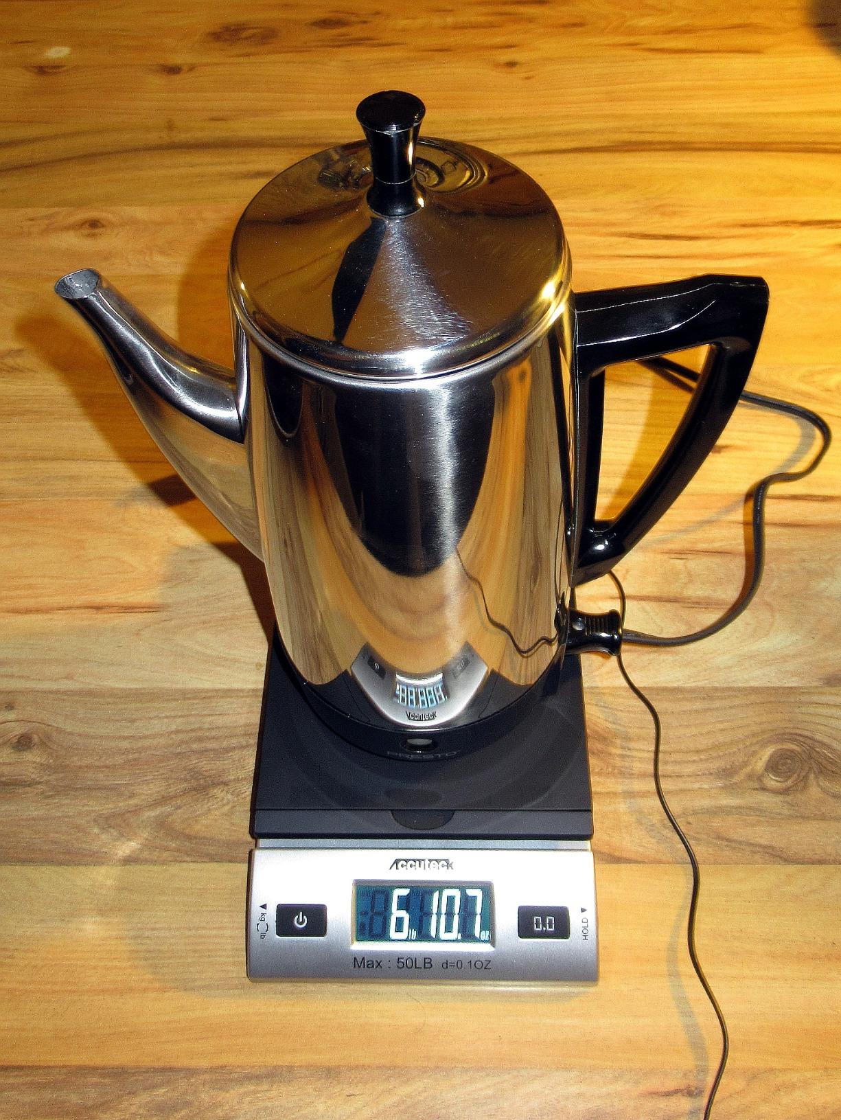 Presto 02811 Stainless Steel Electric Coffee Percolator - 12-Cups, Easy-Pour Spout, Stay-Cool Handle, Make 2-12 Cups customer photo 2