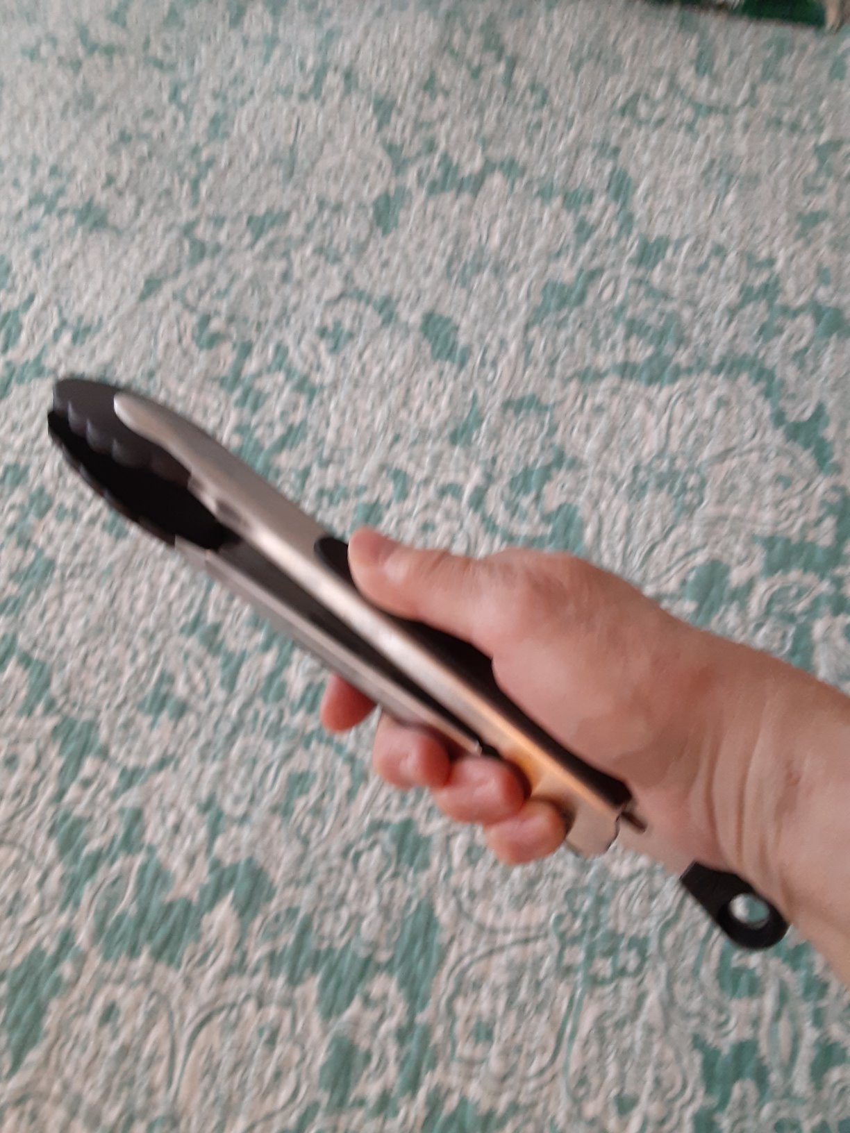 OXO Good Grips 9-Inch Locking Tongs with Nylon Heads customer photo 1