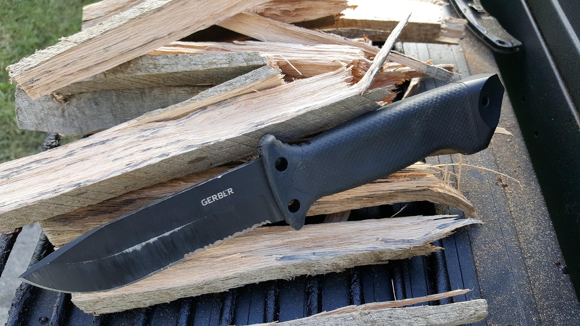 Gerber Gear LMF II Infantry Survival Knife, Made in USA Military Grade Tactical Fixed Blade with Serrated Edge, Shock Absorbing Handle, Molle Sheath and Sharpener, Black customer photo 2