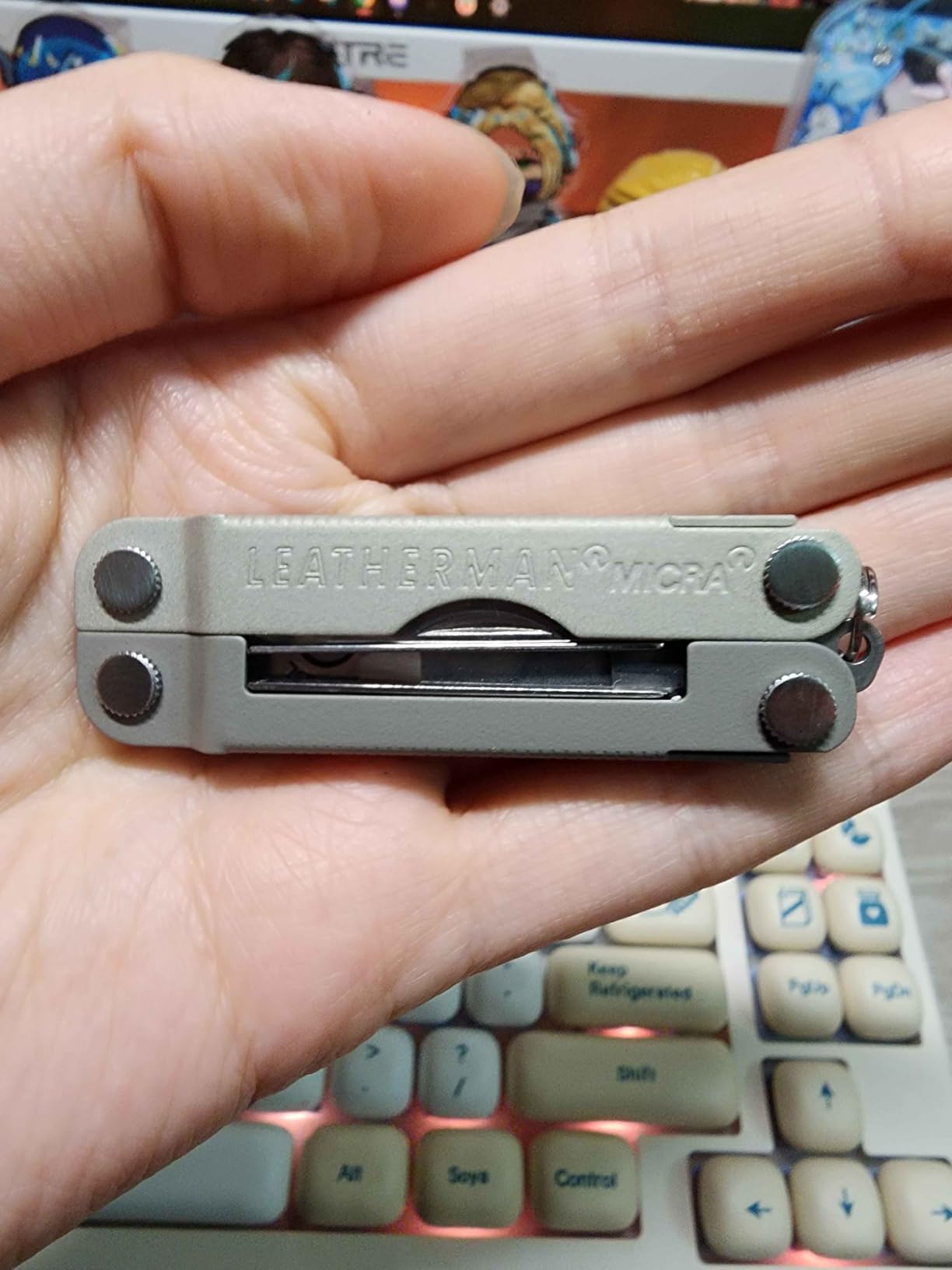Leatherman Micra, Keychain Multi-tool with Grooming Tools, Mini Pocketknife for Everyday Carry (EDC), Hobbies & Outdoors, Built in the USA, Stainless Steel customer photo 2