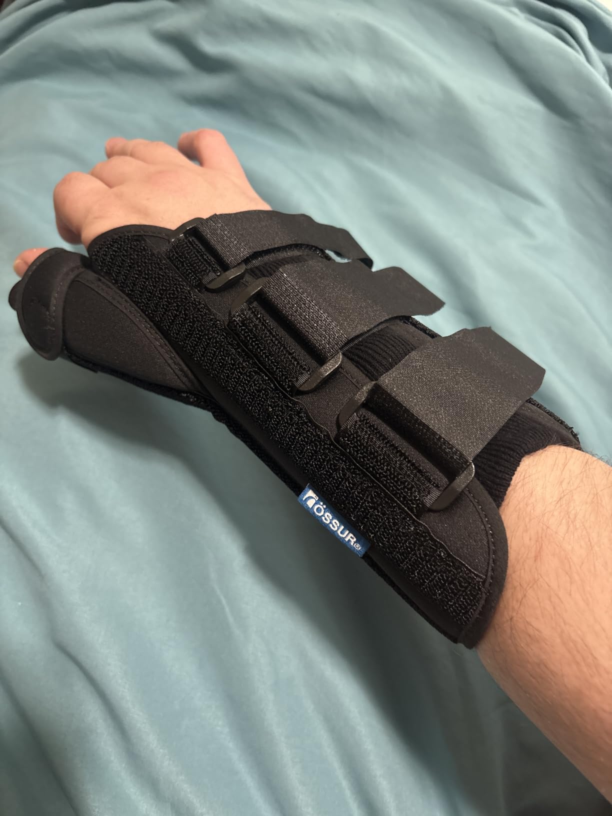 Ossur Form Fit Thumb Spica Arthritis Gamekeeper's Thumb Tendonitis Support - Contoured Breathable Material (Right, Medium) customer photo 1