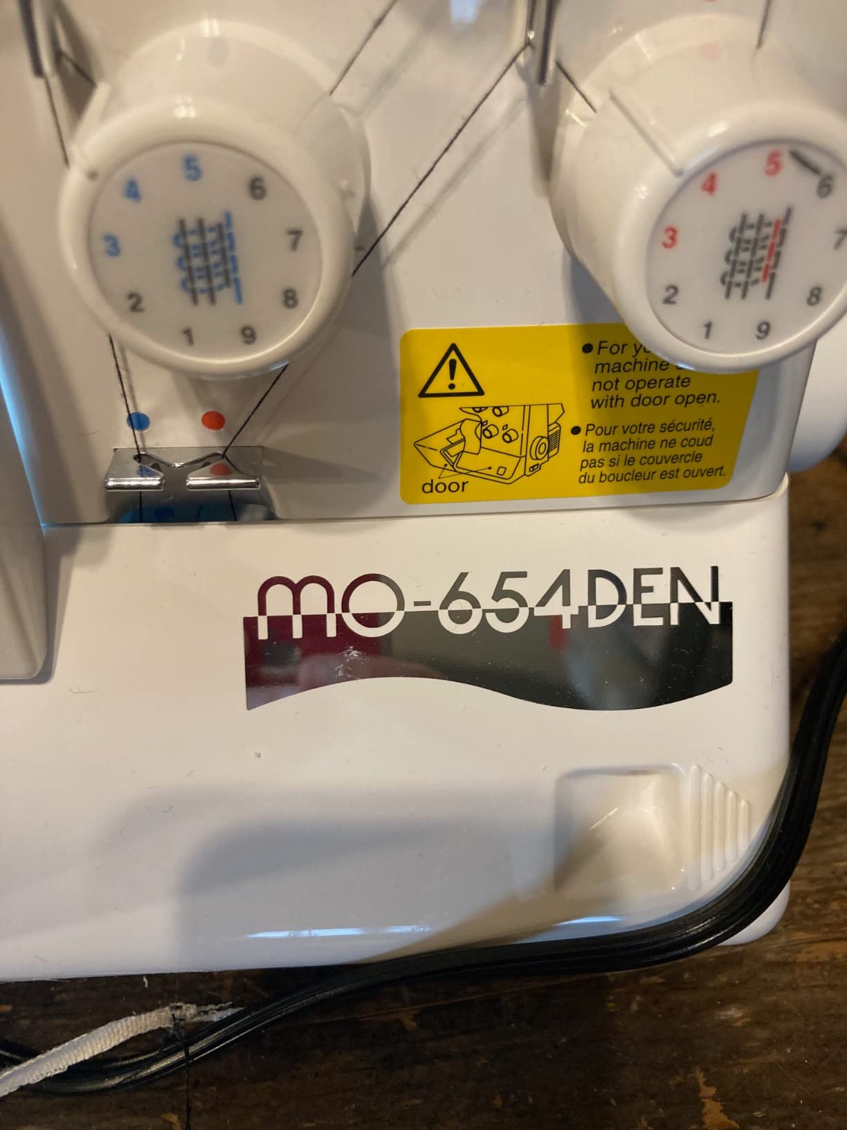 Juki MO654DE Serger, White customer photo 2