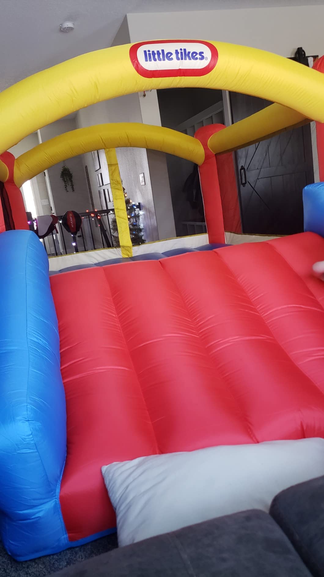 Blast Zone Magic Castle - Inflatable Bounce House with Blower - Premium Quality - Indoor/Outdoor - Portable - Sets Up in Seconds customer photo 1