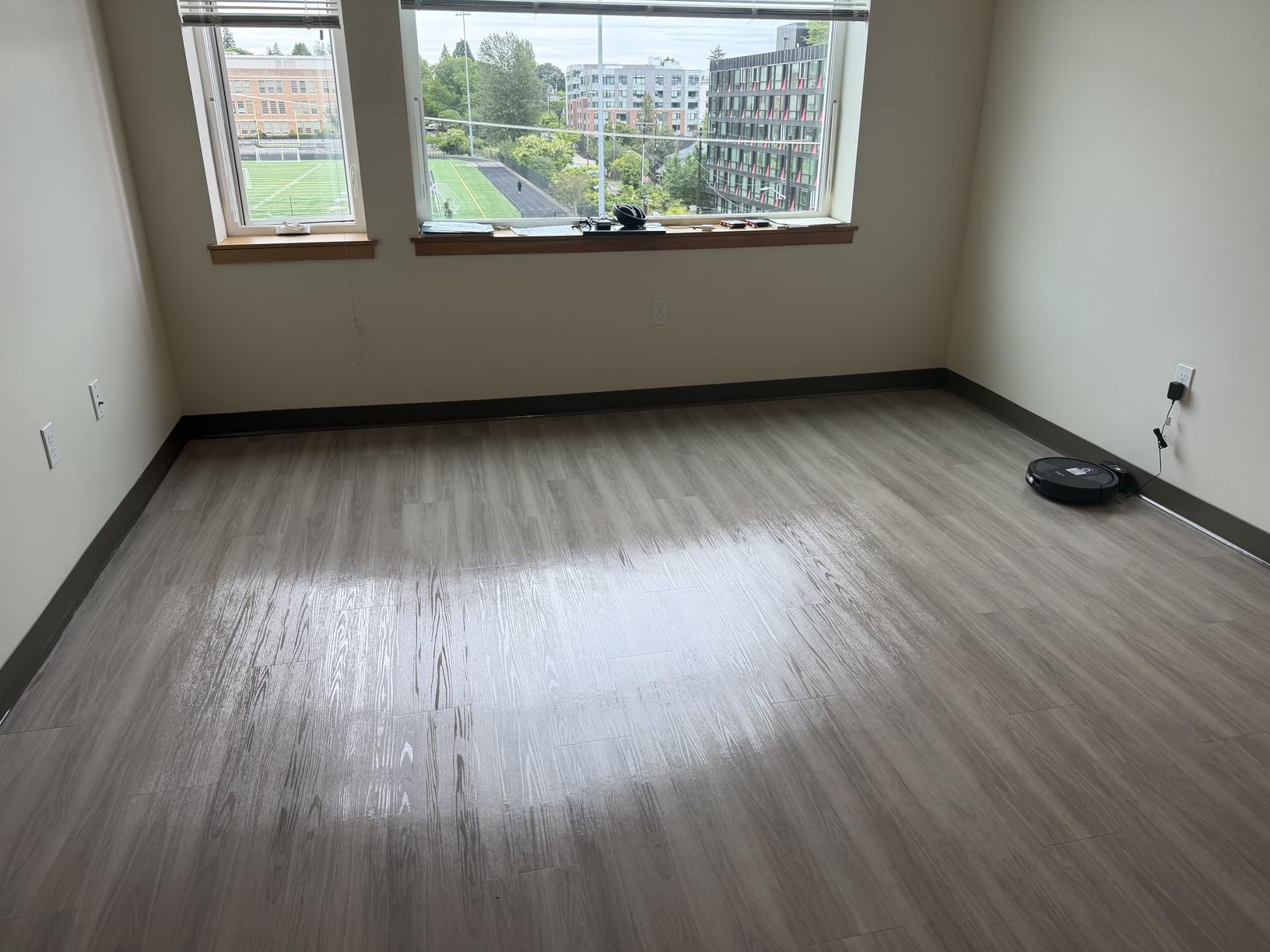 Zep Neutral PH Industrial Floor Cleaner - 1 Gallon - ZUNEUT128 - Concentrated Pro Trusted All-Purpose Floor Cleaner customer photo 2