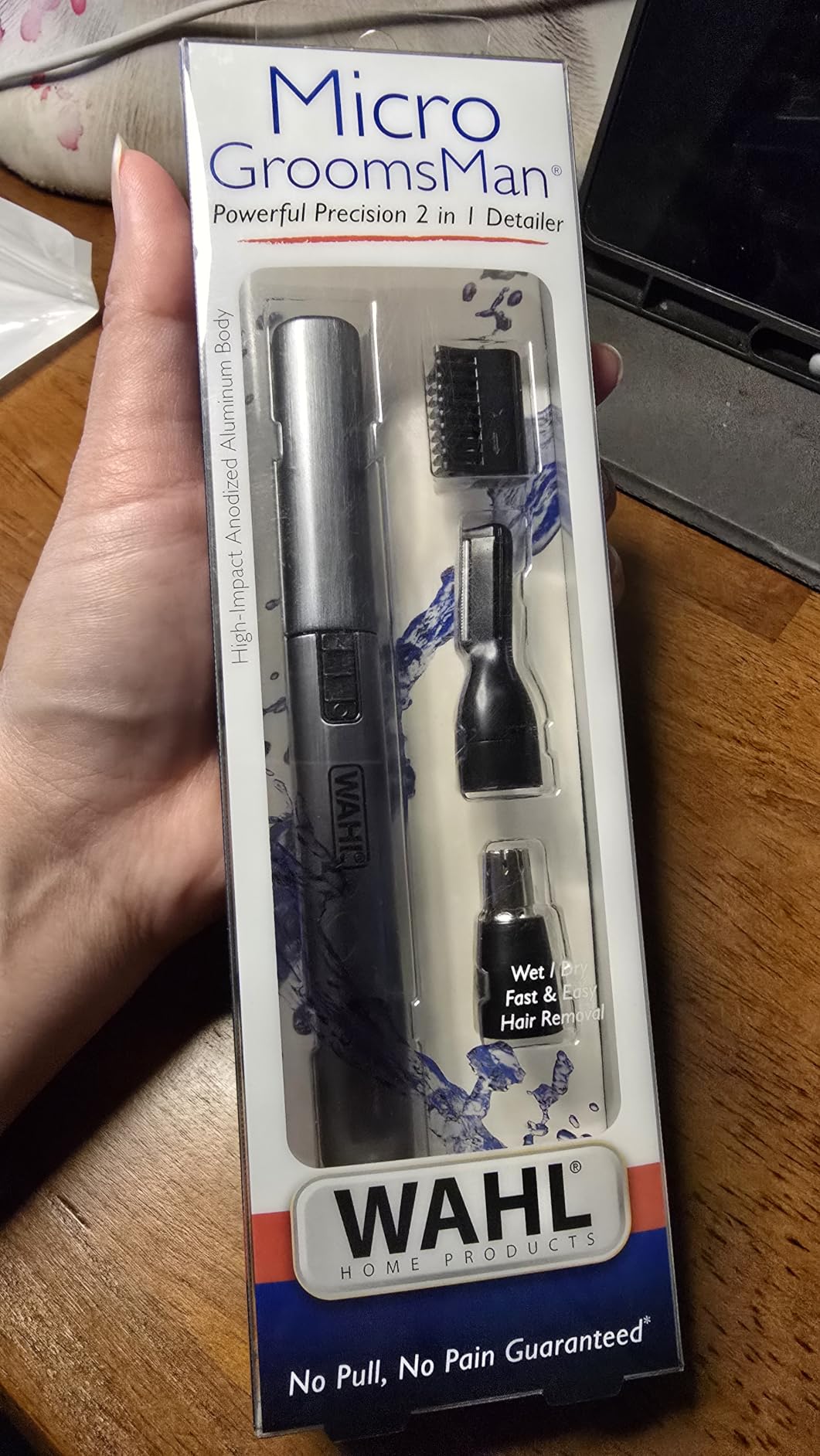 Wahl Micro Groomsman Battery Personal Trimmer for Hygienic Grooming with Rinseable, Interchangeable Heads for Eyebrows, Neckline, Nose, Ears, & Other Detailing - 05640-600 customer photo 1