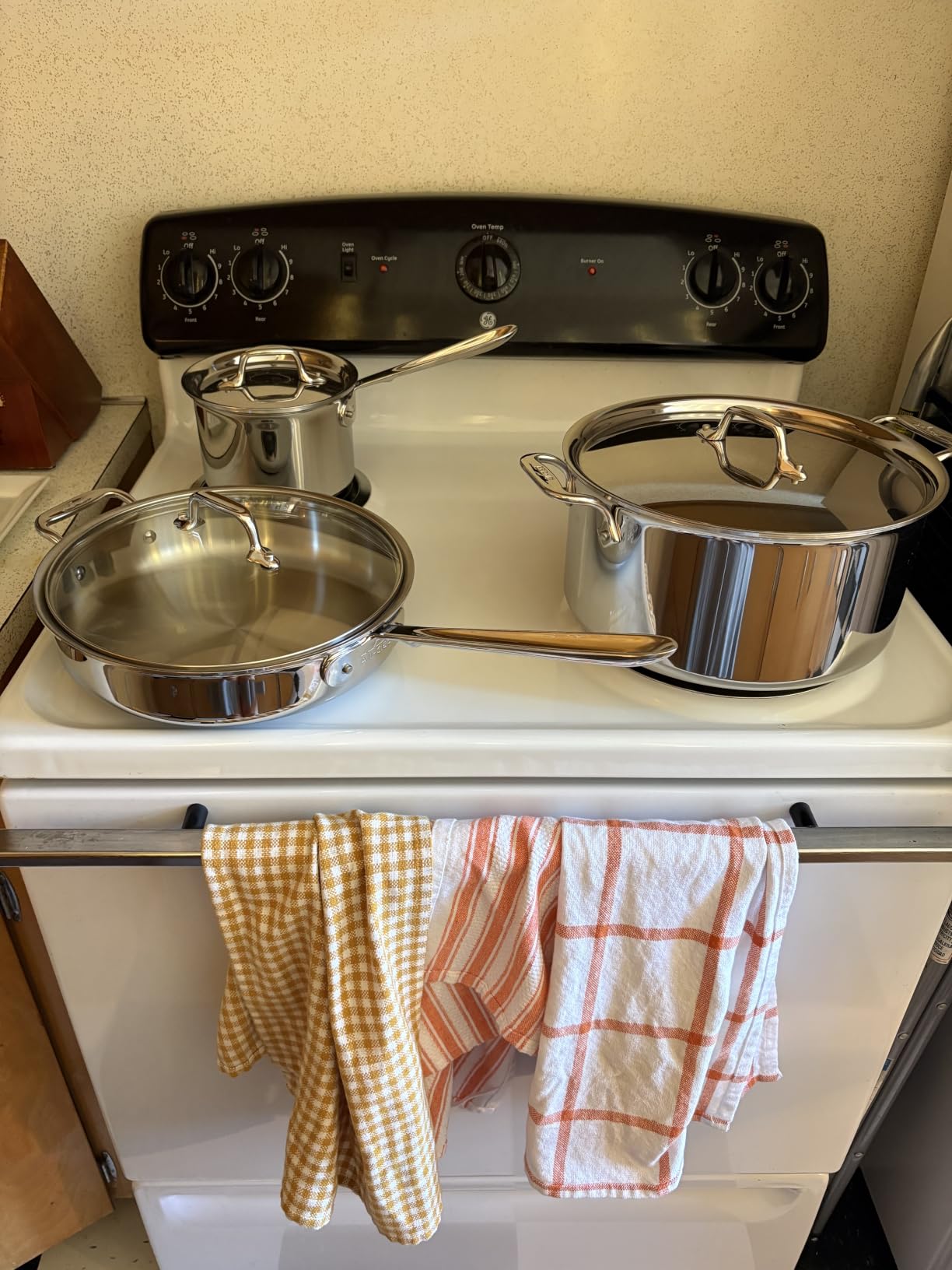 All-Clad D3 Stainless Steel 10 Piece Cookware Set - Made in USA - Professional Grade, Oven Safe & Induction Compatible customer photo 1