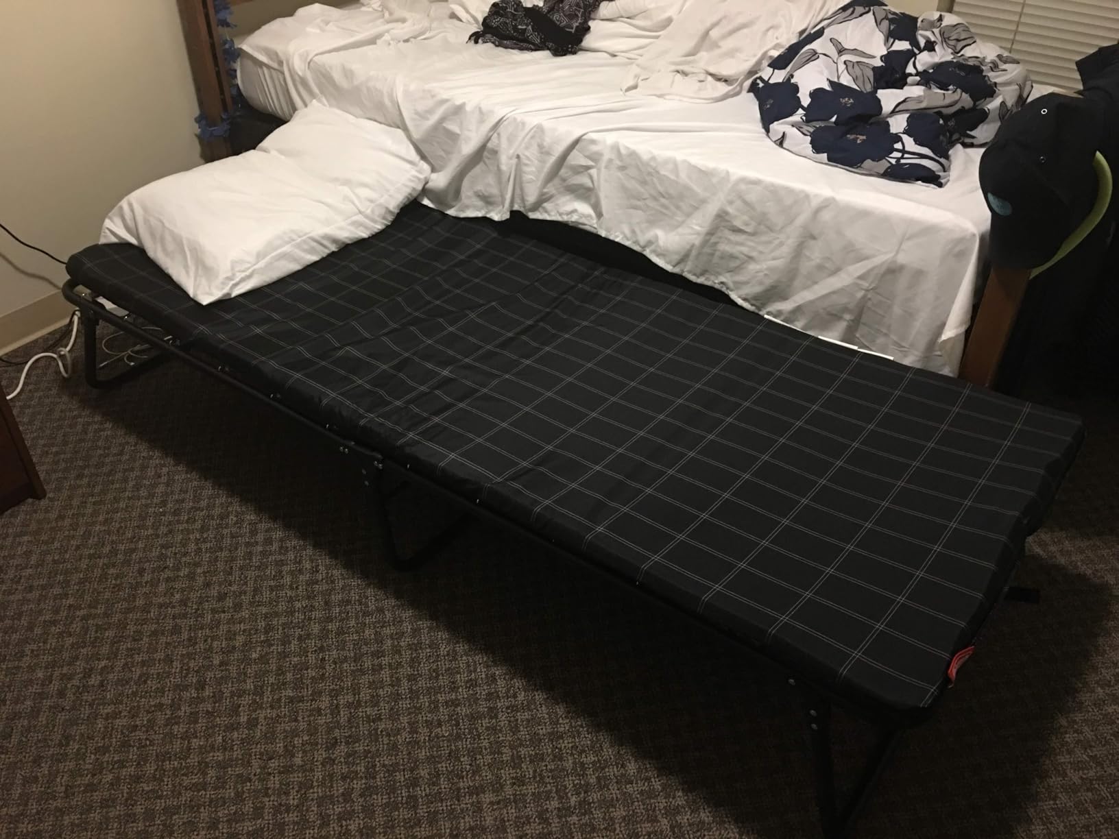 Coleman ComfortSmart Big & Tall Cot with Mattress Pad, Folding Steel Camp Bed with Plush Pad for Comfortable Sleeping customer photo 1