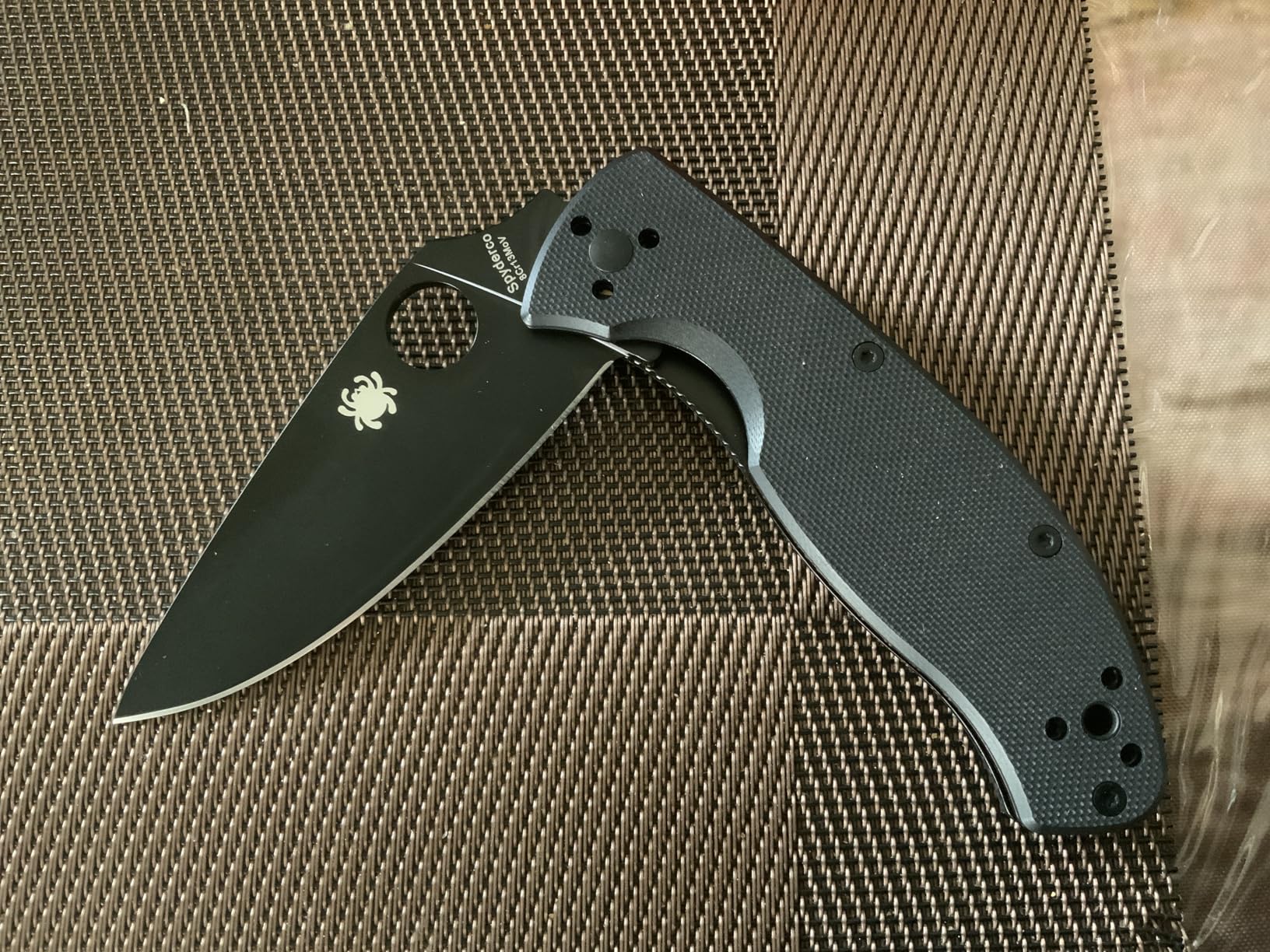 Spyderco Tenacious Folding Pocket Knife, PlainEdge | 7.77