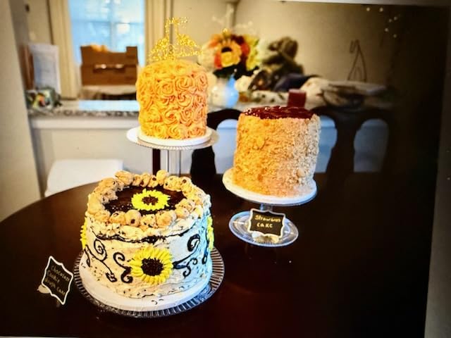 3 Tier Acrylic Wedding Cake Stand (STYLE R300) customer photo 2