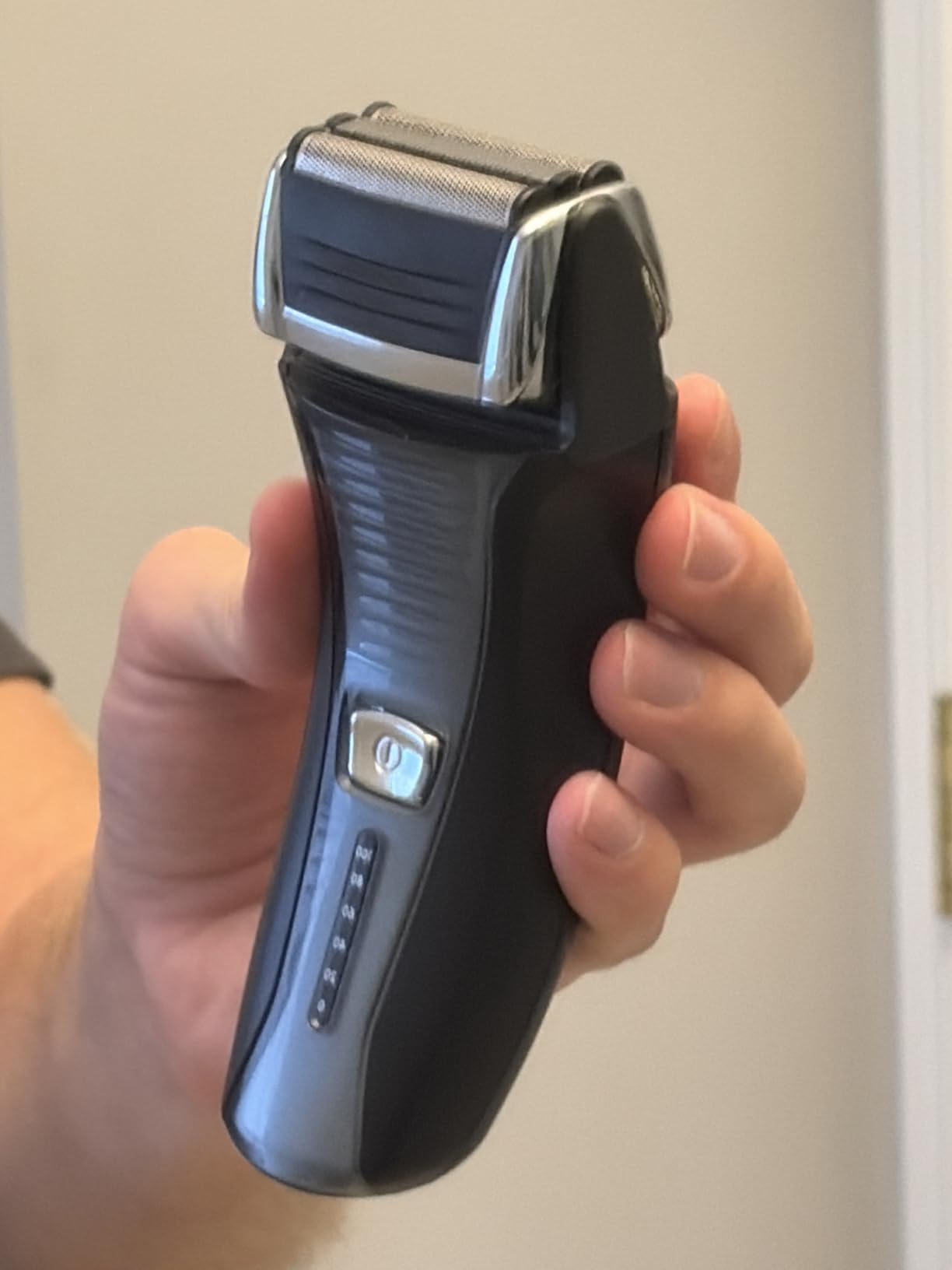 Remington F5 Power Series Foil Shaver for Men, Cordless Rechargeable Razor | Close, Comfortable Shave Every Time, Pivot & FlexFoil Technology, Pop-Up Trimmer for Detailing, Lightweight Handheld Design customer photo 1