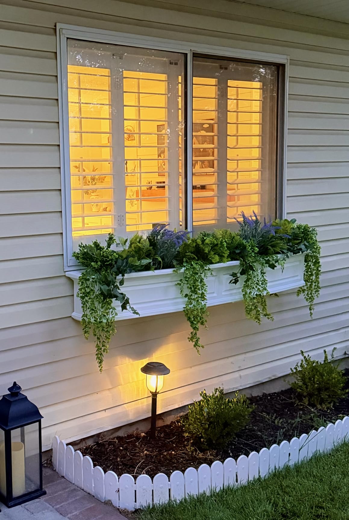 Mayne Nantucket 2-Foot Window Box - Self-Watering, Weather-Resistant Planter for Flowers - Durable Design for Outdoor Use, Perfect for Windows customer photo 1