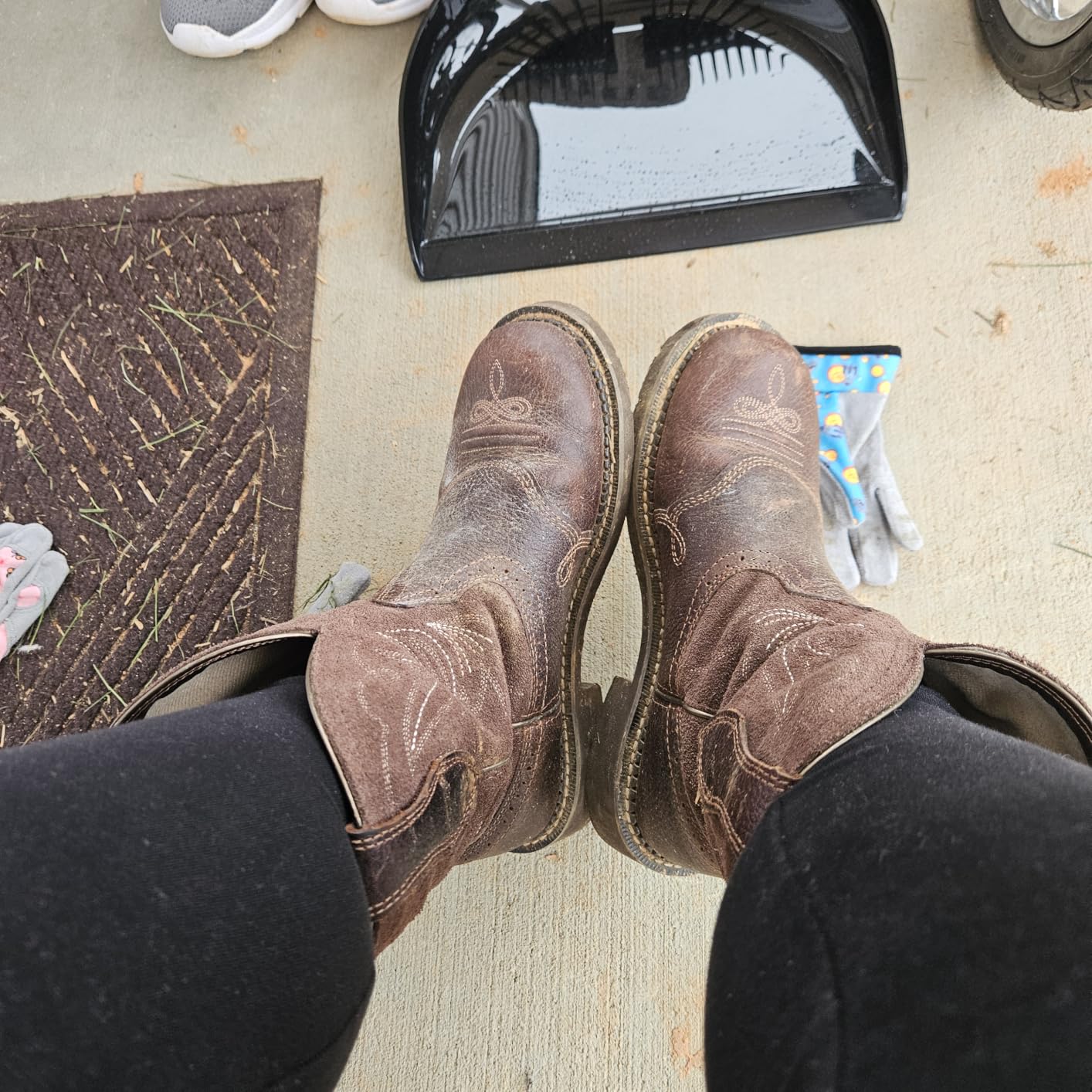 ARIAT Women's Fatbaby Heritage Dapper Western Boot customer photo 2