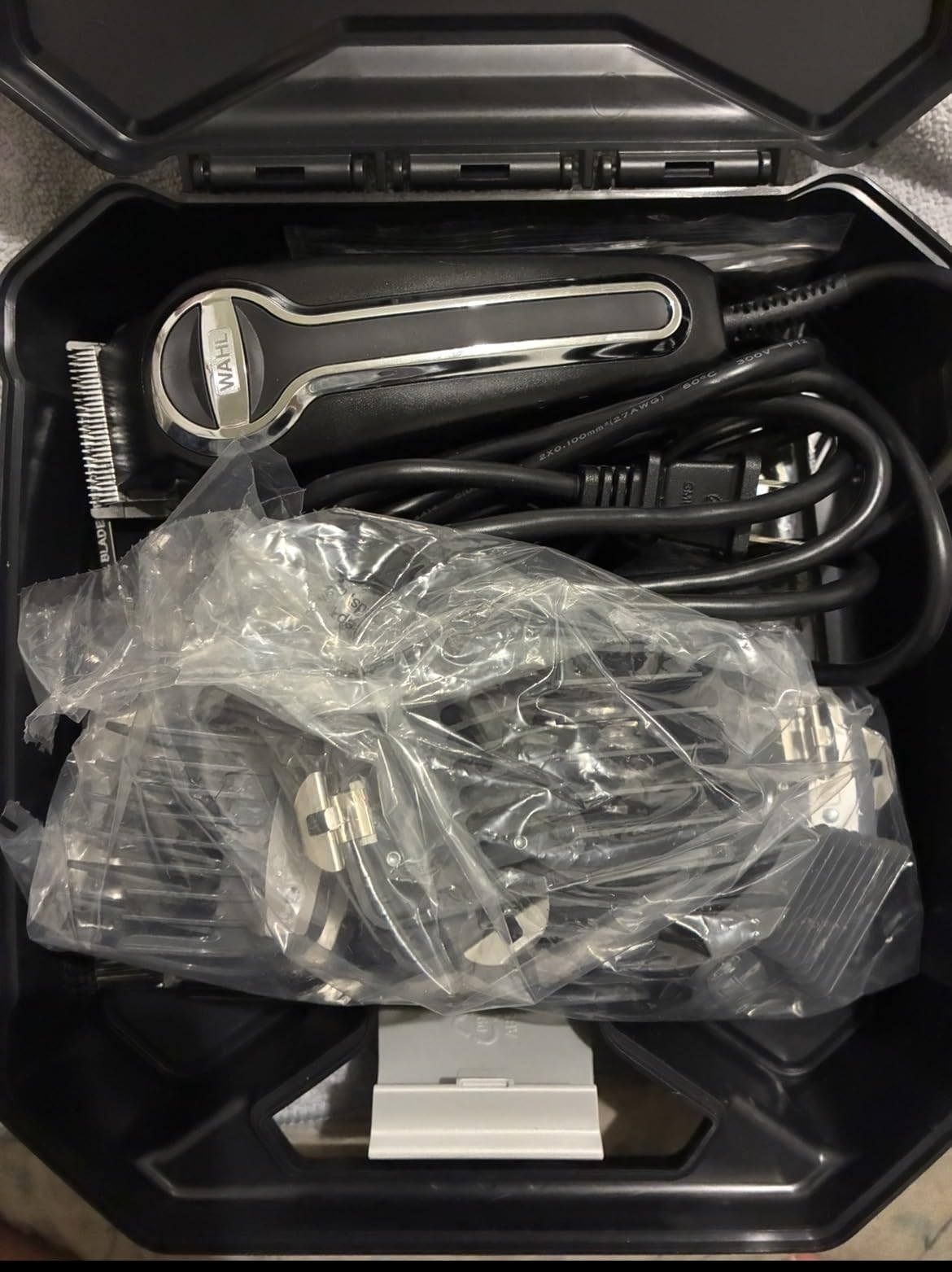 Wahl USA Elite Pro High-Performance Corded Home Haircut & Grooming Kit for Men - Electric Hair Clipper - Model 3029684 customer photo 2