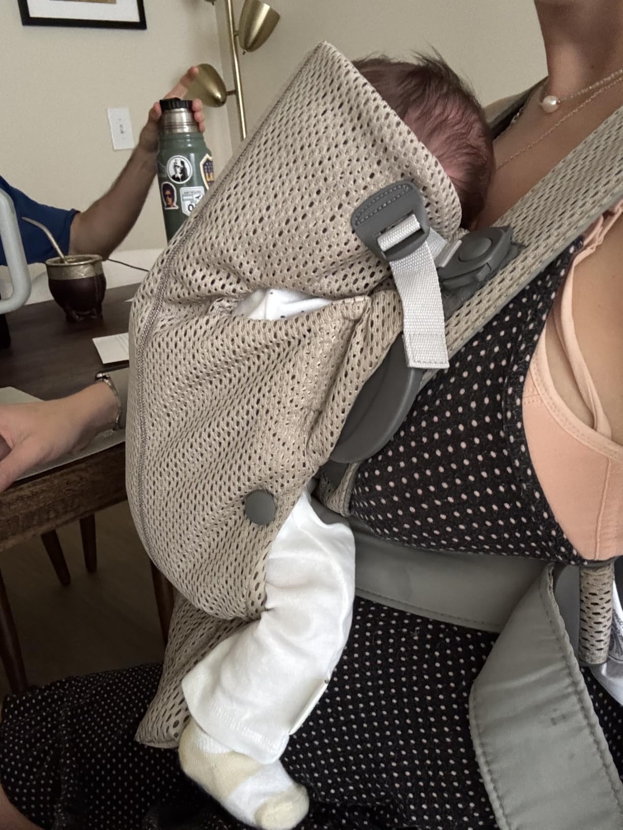 BabyBjorn Baby Carrier Mini, Black, 3D Mesh | Newborn Carrier (7-15 lbs), Ergonomic, Easy-to-Use customer photo 2