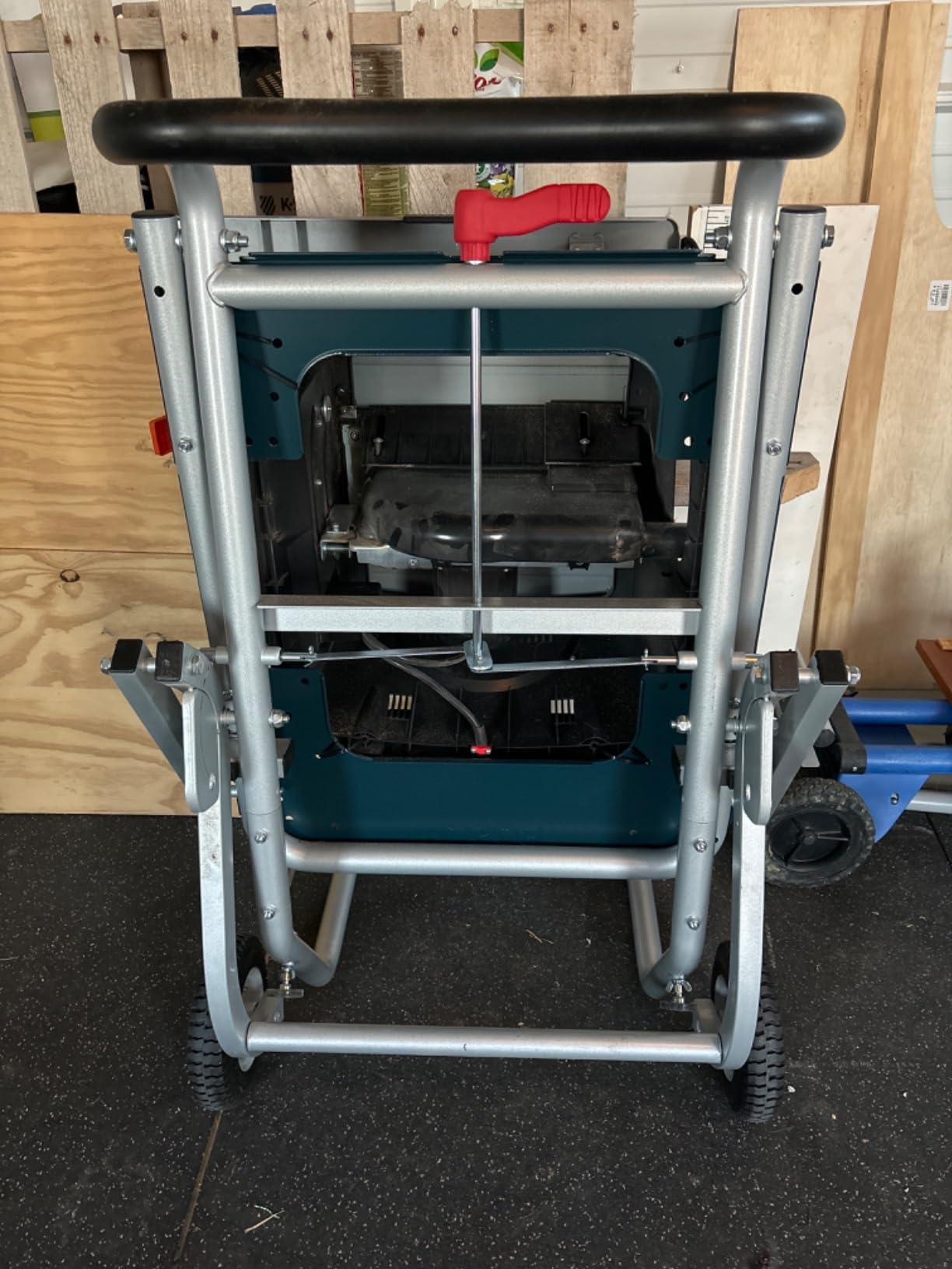 BOSCH TS2100 Gravity-Rise Table Saw Stand customer photo 1
