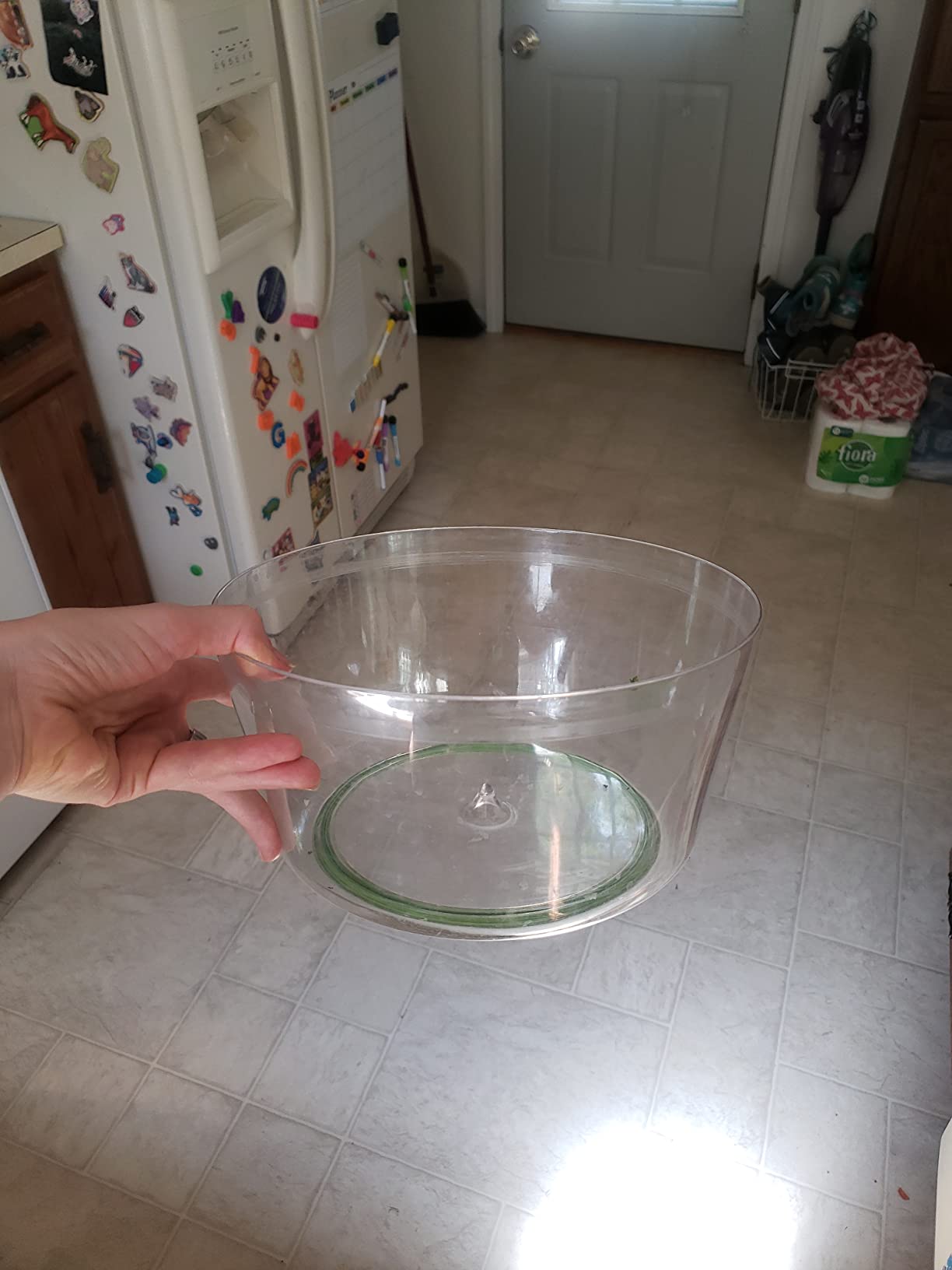 Zyliss Swift Dry Salad Spinner Large - Plastic Lettuce Colander and Spinner - Vegetable and Fruit Washer and Dryer - Dishwasher Safe Produce Tosser and Salad Spinner - Green, Large customer photo 2