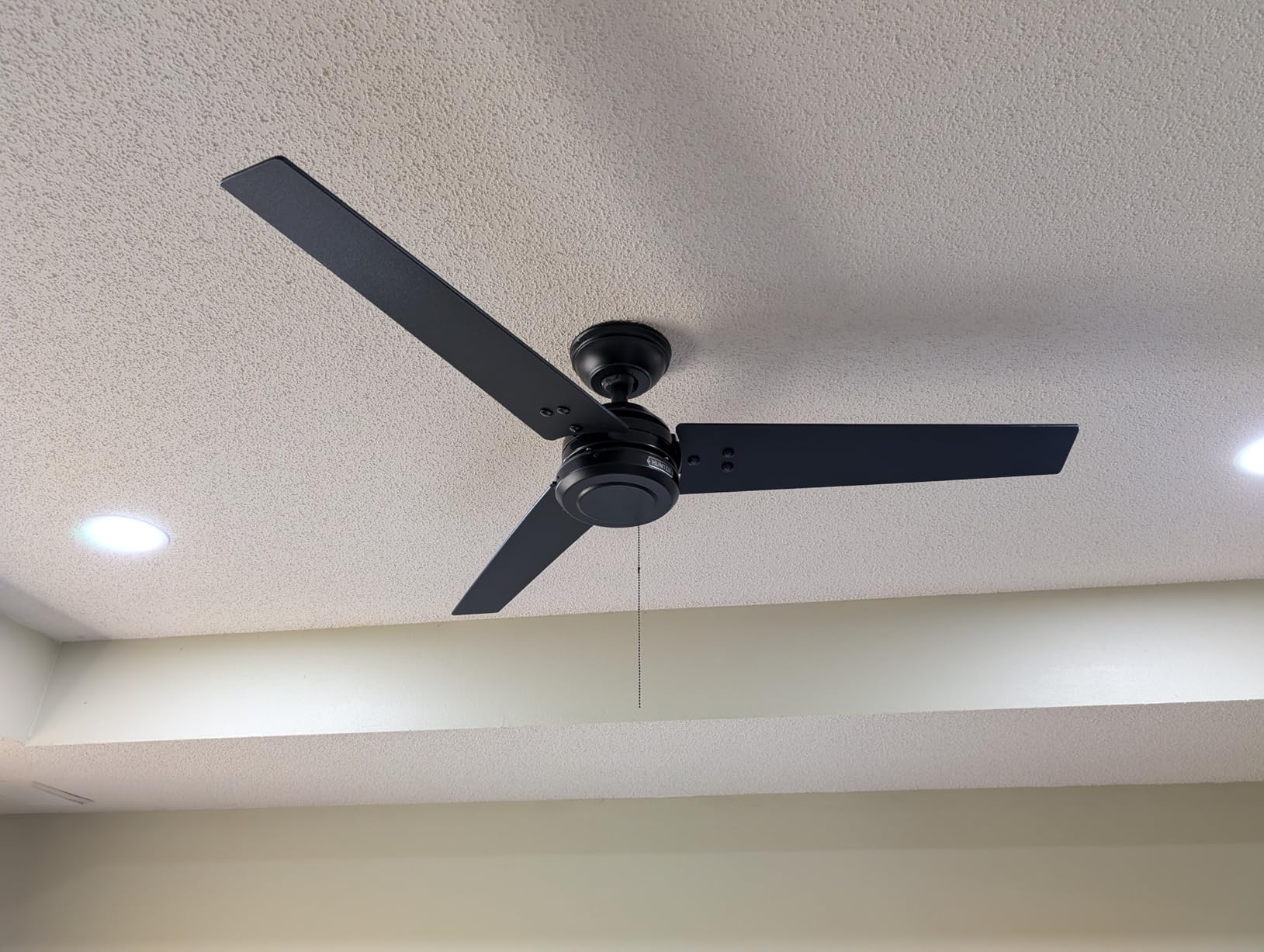 Hunter Cassius, Outdoor or Indoor, Ceiling Fan, 52 inch, Matte Black | No Light, Standard Mount, Pull Chain, 3 Blades, For Living Room, Patio, Porch, Garage, 59264 customer photo 1