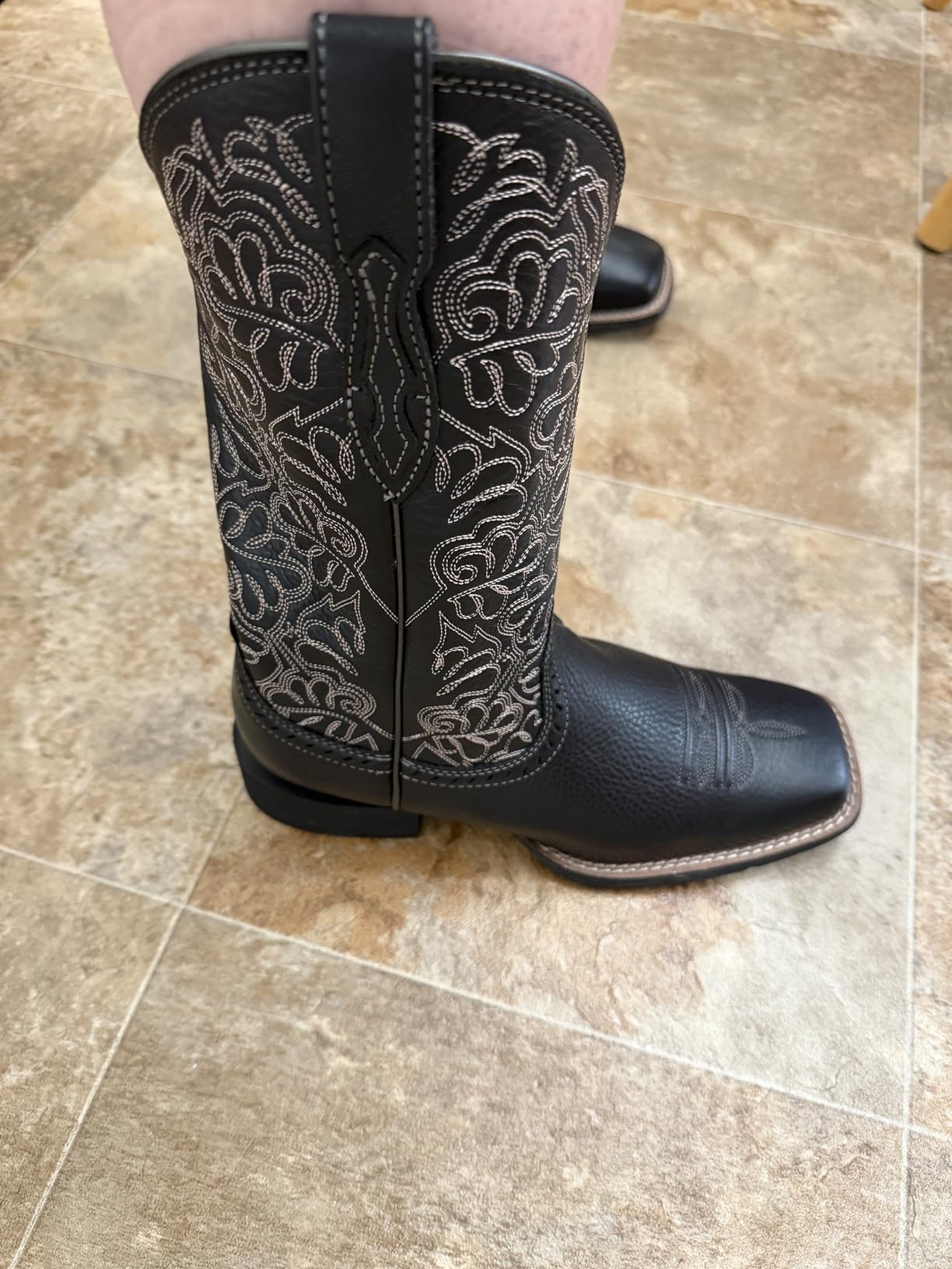 Ariat Women's Round Up Remuda Western Boot customer photo 1
