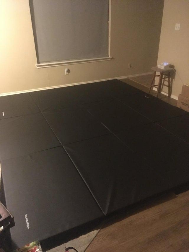 BalanceFrom 10x4 Feet 4-Panel Folding Gymnastics Mat – 2-Inch Thick Pad with Vinyl Surface and Carrying Handles for Tumbling, Yoga, Pilates, Home Workouts, and Martial Arts customer photo 1