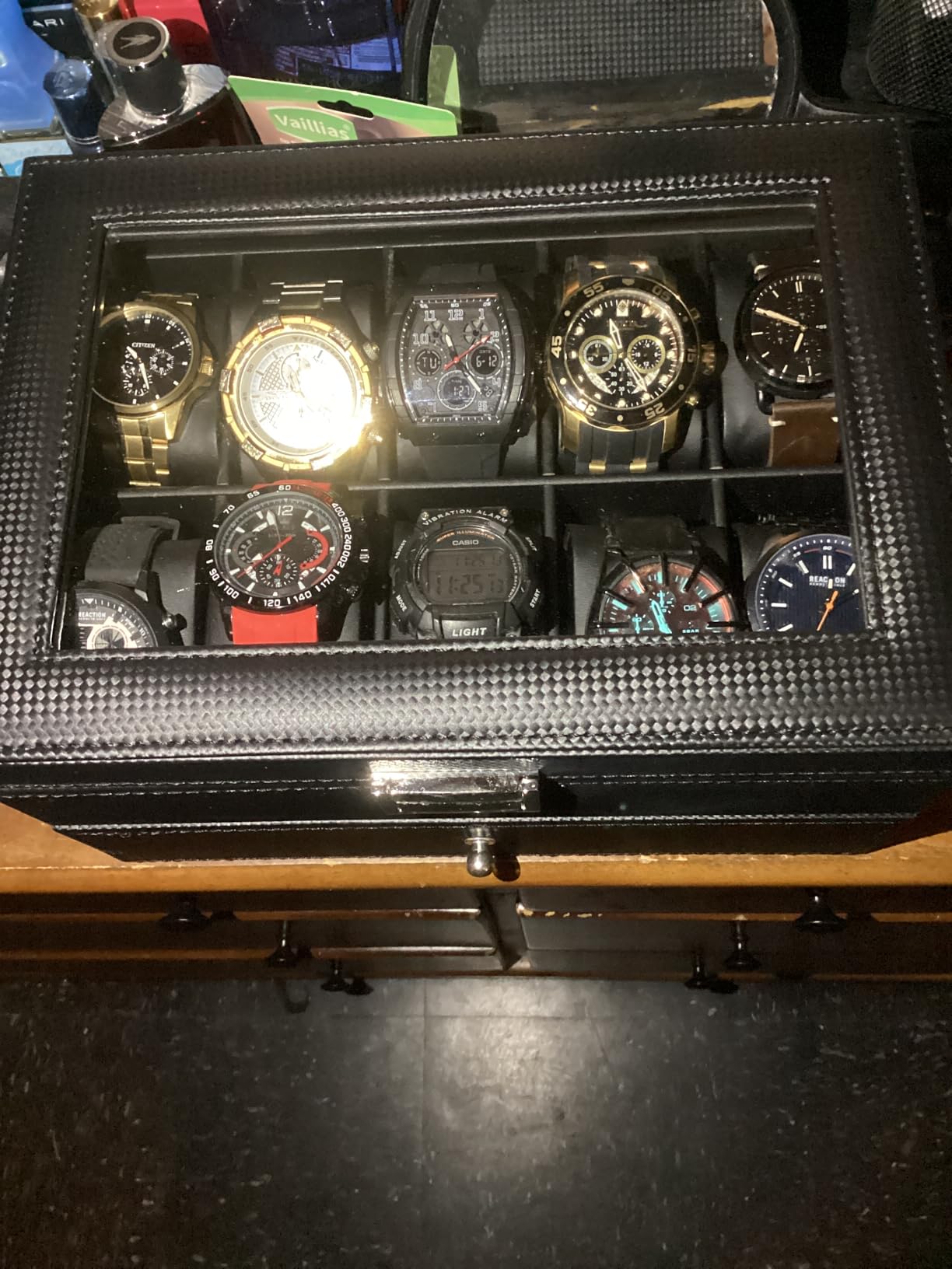 BEWISHOME Watch Box, 20-Slot Watch Cases for Men with Large Glass Lid, Removable Watch Pillows, Synthetic Leather, Watch Display Case, Black SSH04B customer photo 2