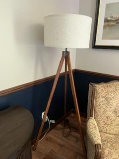 LEPOWER Wood Tripod Floor Lamp, Mid Century Standing Lamp, Modern Design Studying Light for Living Room, Bedroom, Study and Office, Flaxen Linen Shade with E26 Base Brown customer photo 1