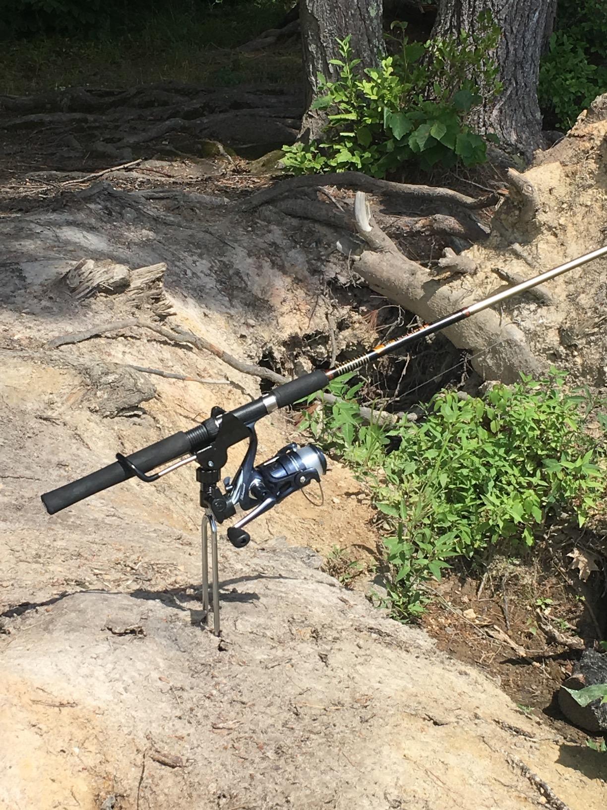 Aluminum Bank Fishing Rod Holder with 10 Fishing Bells - Heavy Duty Ground Spike Fish Pole Stand Rack for Shore, Surf, Beach Fishing customer photo 1