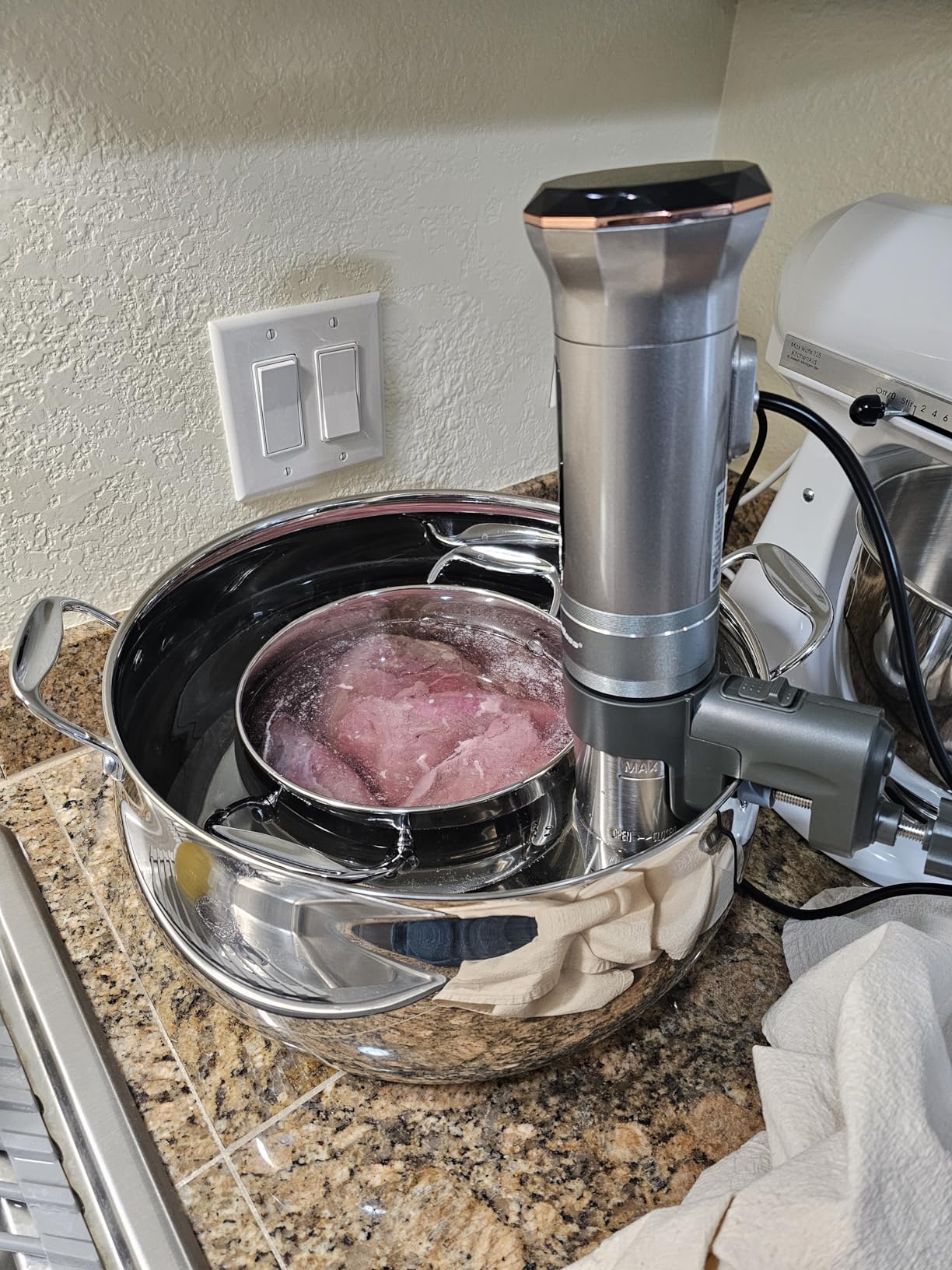 KitchenBoss Sous Vide Cooker Machine Ultra-quiet 1100 Watts Sous Vide G300S | Precision Cooker IPX7 Waterproof Stainless Steel, Suvee Cooker Immersion Circulator Accurate Temp Digital LED Touch Screen customer photo 1