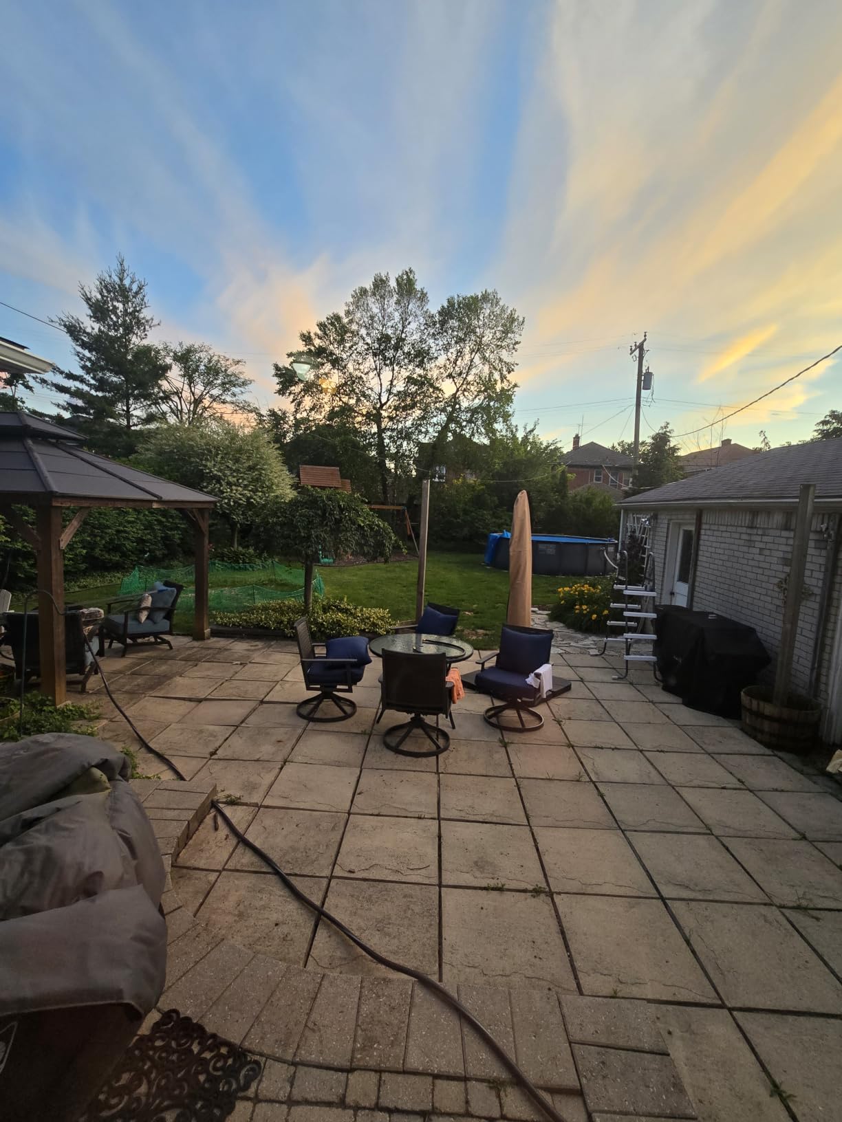 ULTCOVER Patio Parasol 600D Waterproof Outdoor Offset Banana Style Umbrella Cover - Fits Cantilever Offset Umbrella 7.5-11.5 Feet customer photo 1